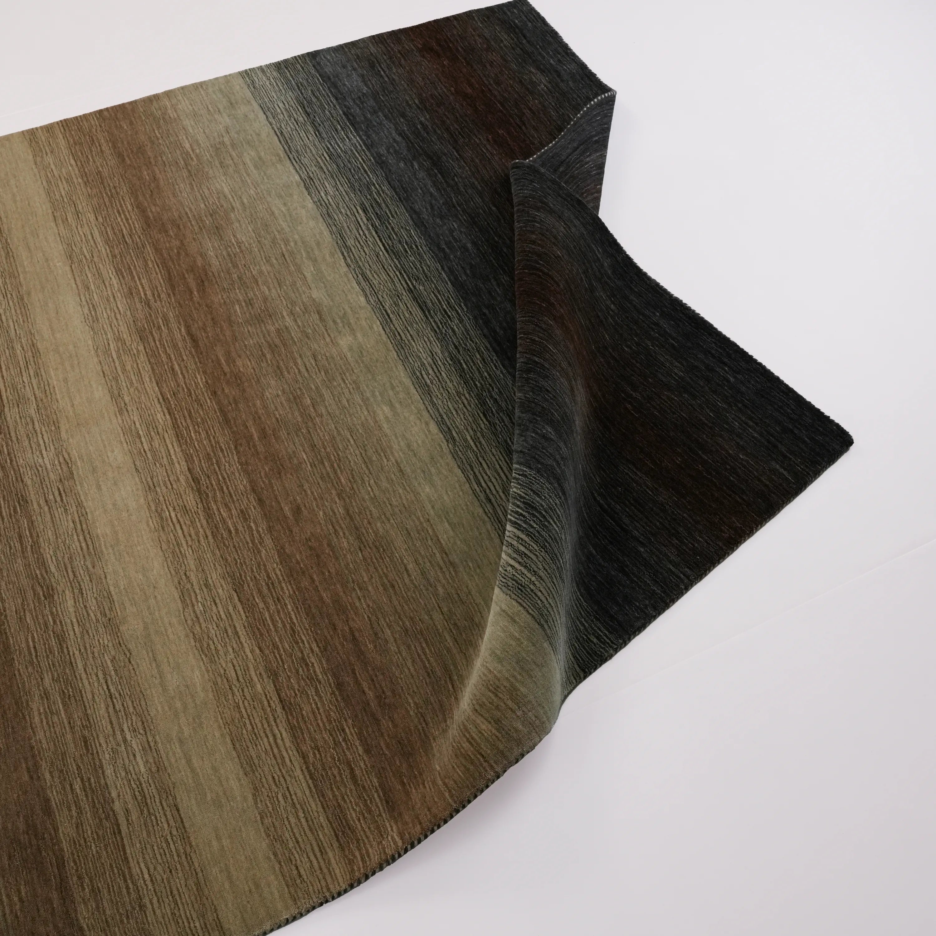 Plain Patterned Gray Wool Loom Woven Rug