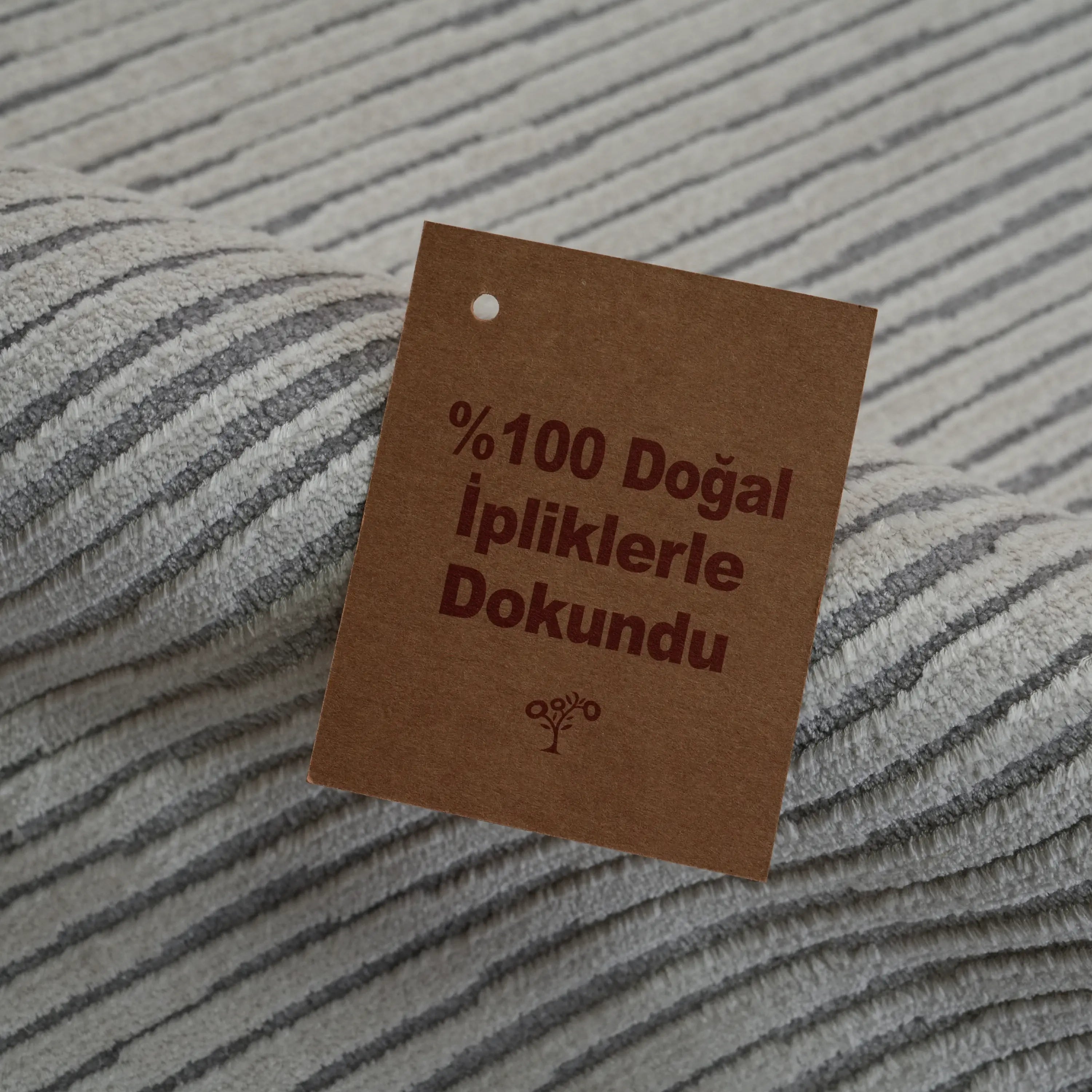 Plain Patterned Cream Viscose Rug