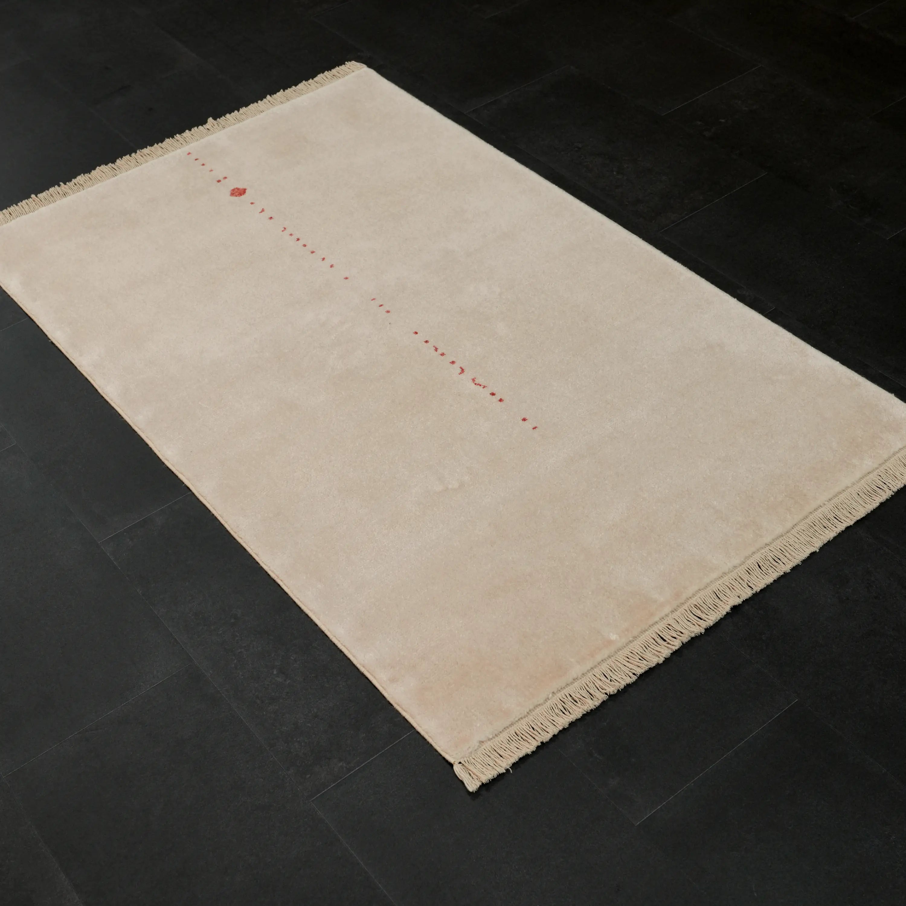 Sade Desenli Tencel Beyaz Tezgah Dokuma Seccade Halı