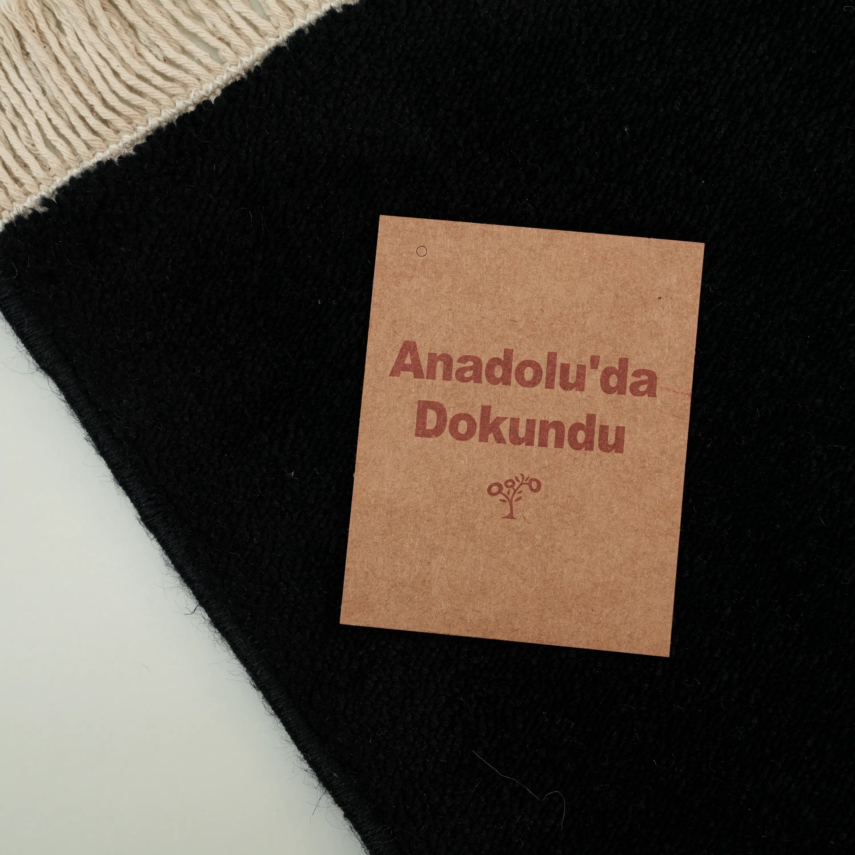 Plain Patterned Tencel Black Loom Woven Prayer Rug Rug