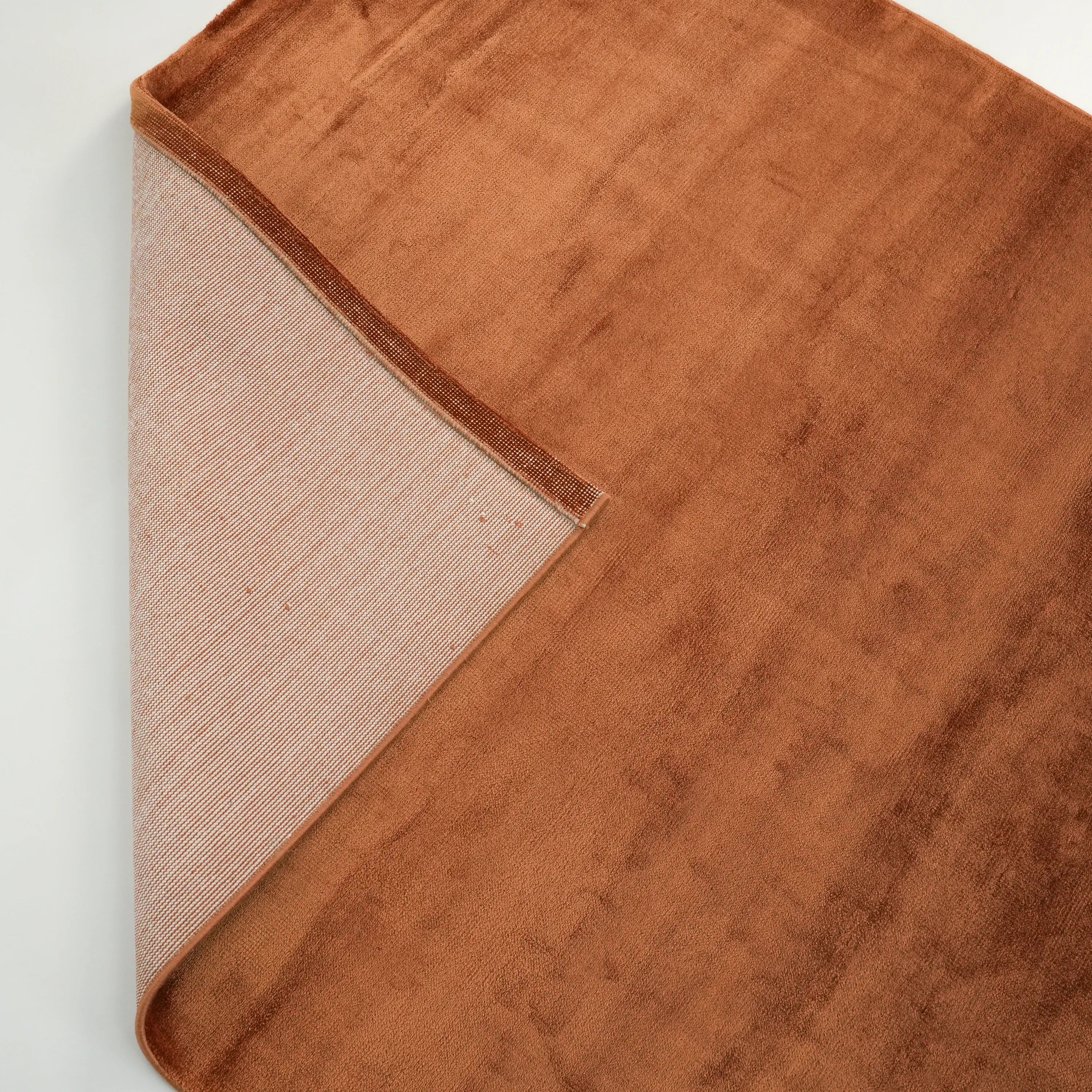 Plain Patterned Terra Viscose Rug