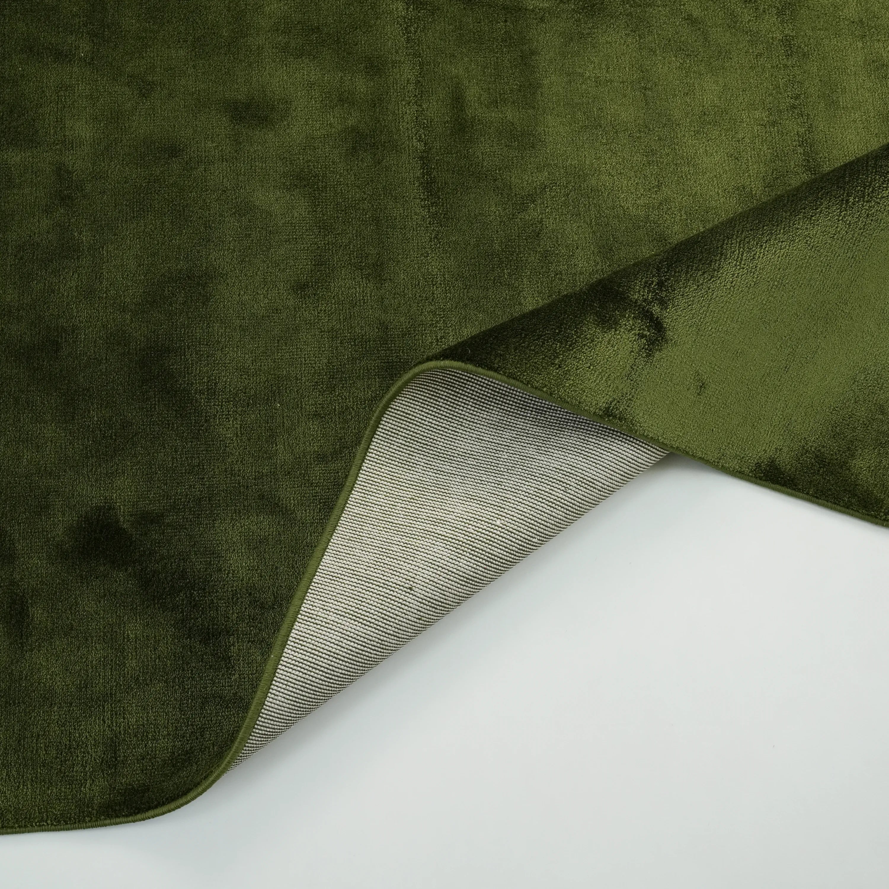 Plain Patterned Green Viscose Rug