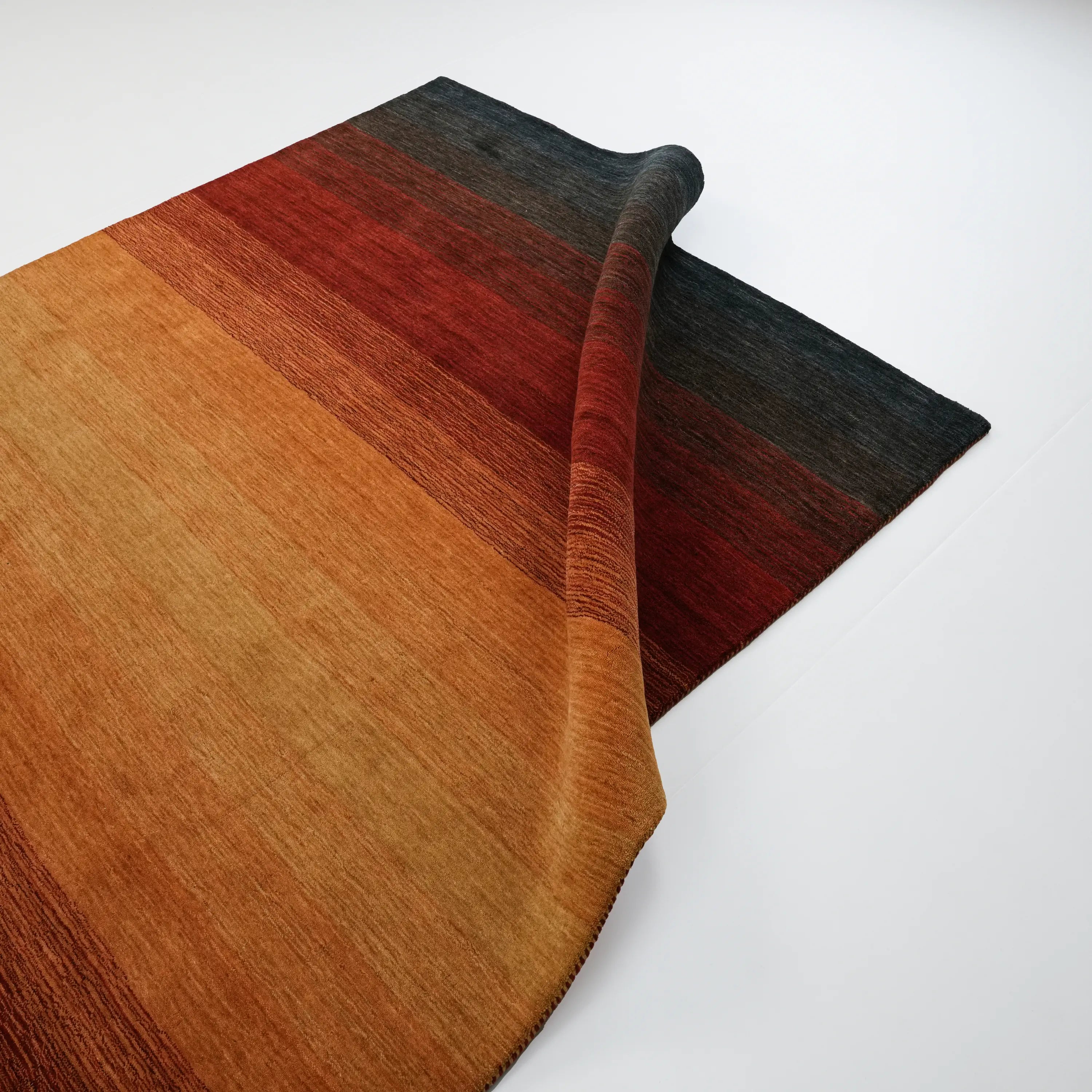 Plain Patterned Wool Terra Loom Woven Rug