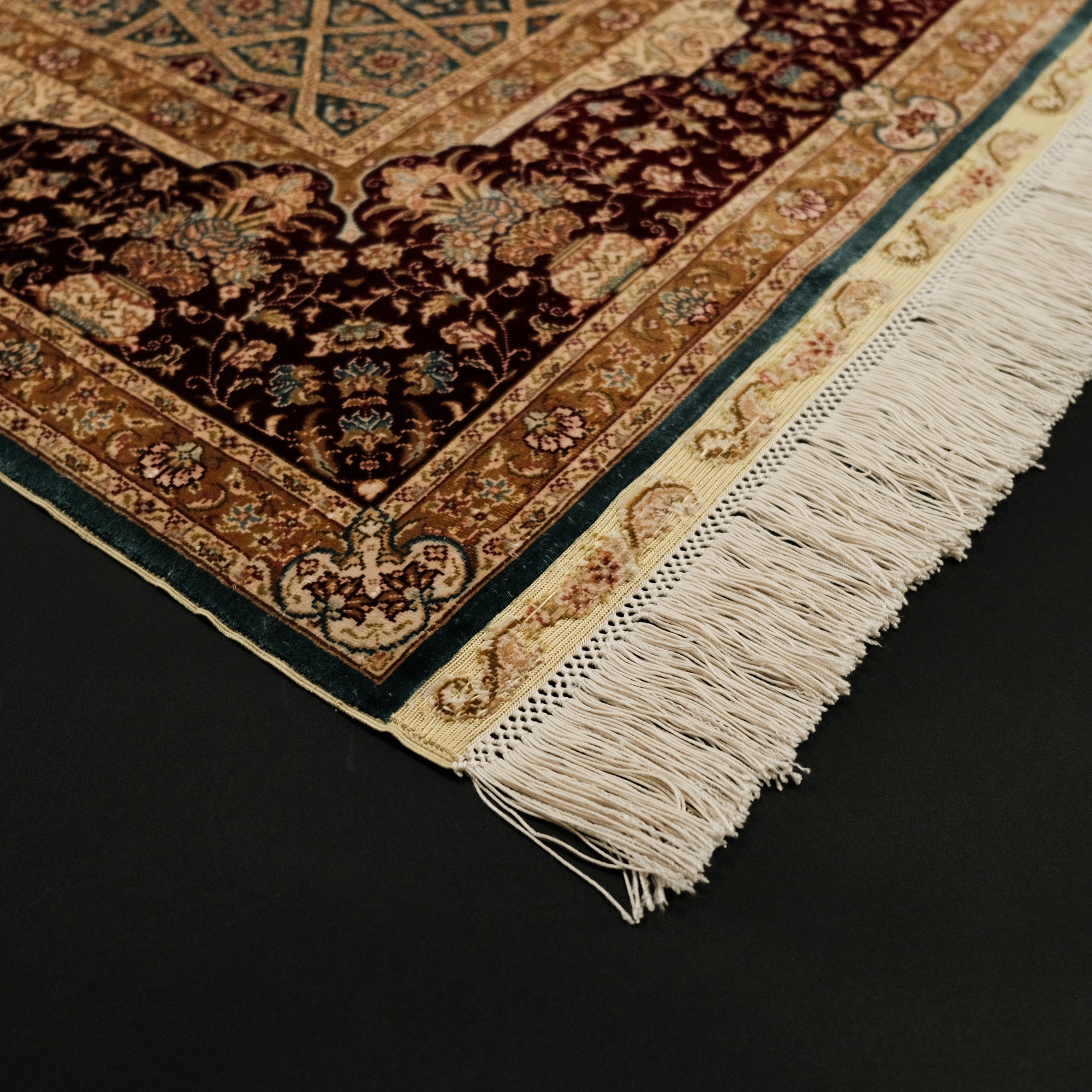 Frame Design Hand Woven Carpet