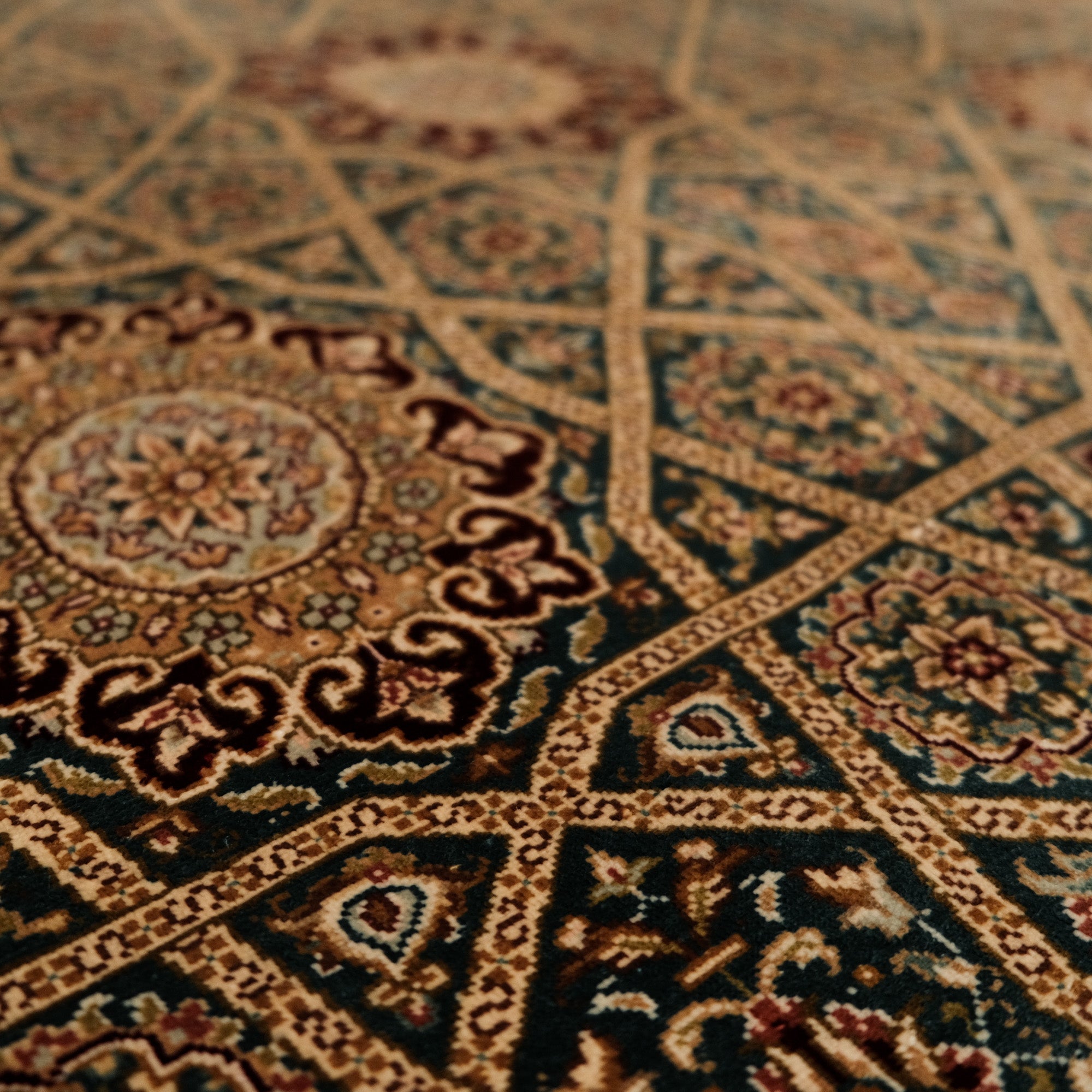 Frame Design Hand Woven Carpet