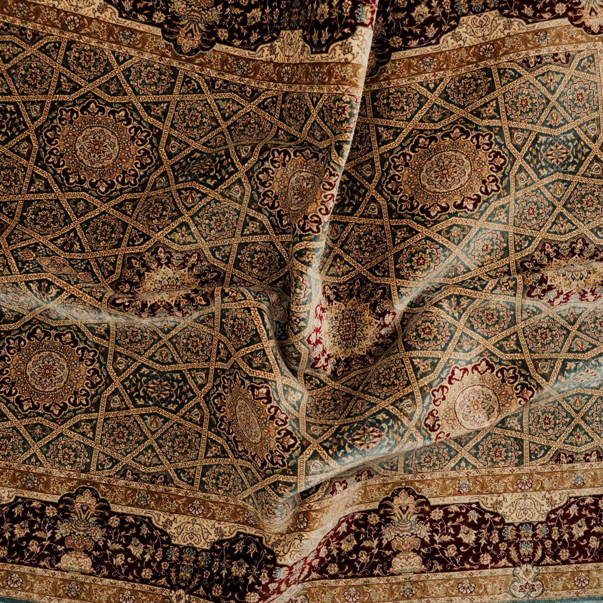 Frame Design Hand Woven Carpet