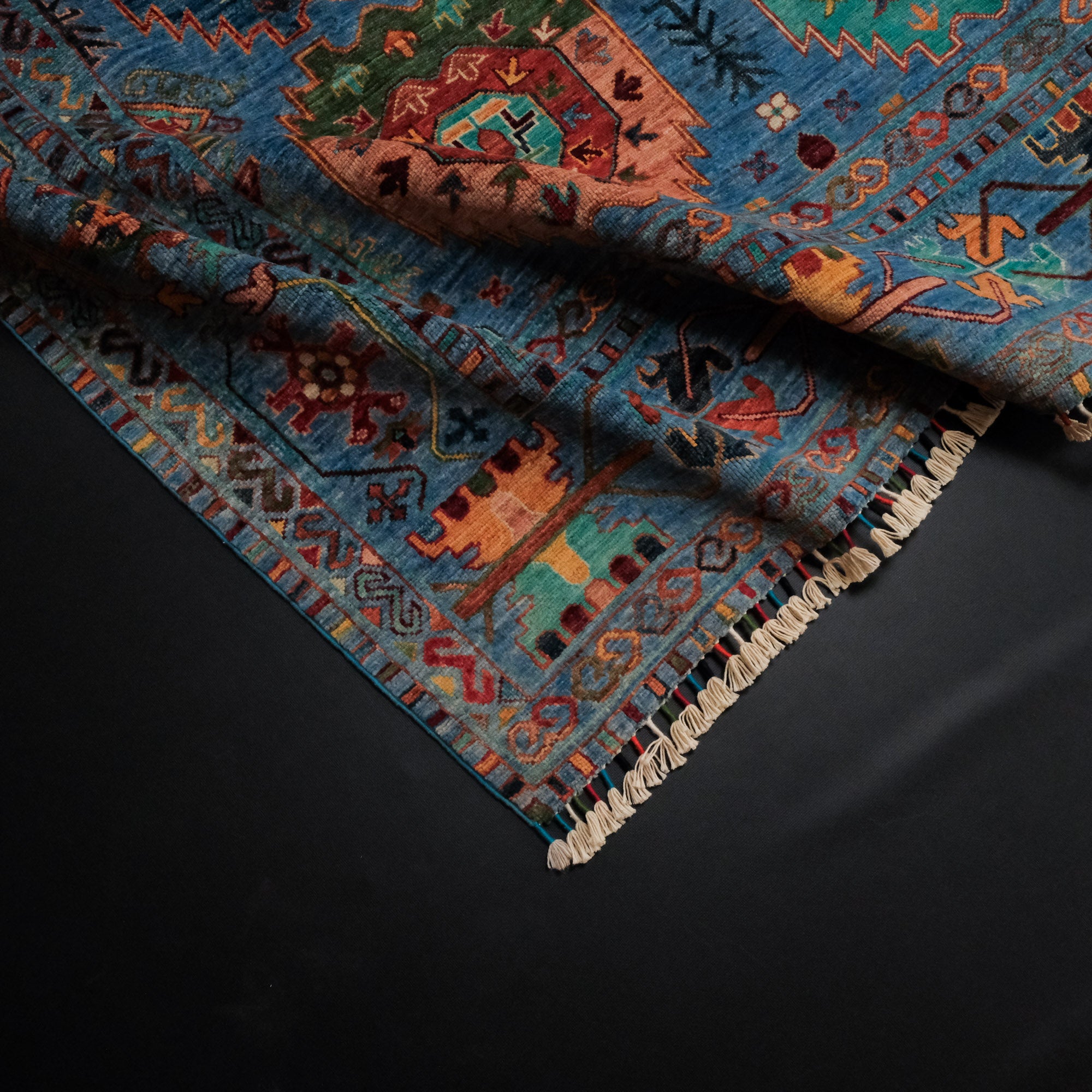 Şahzade Serisi El Dokuma Anadolu Desenli Yün Mavi Halı