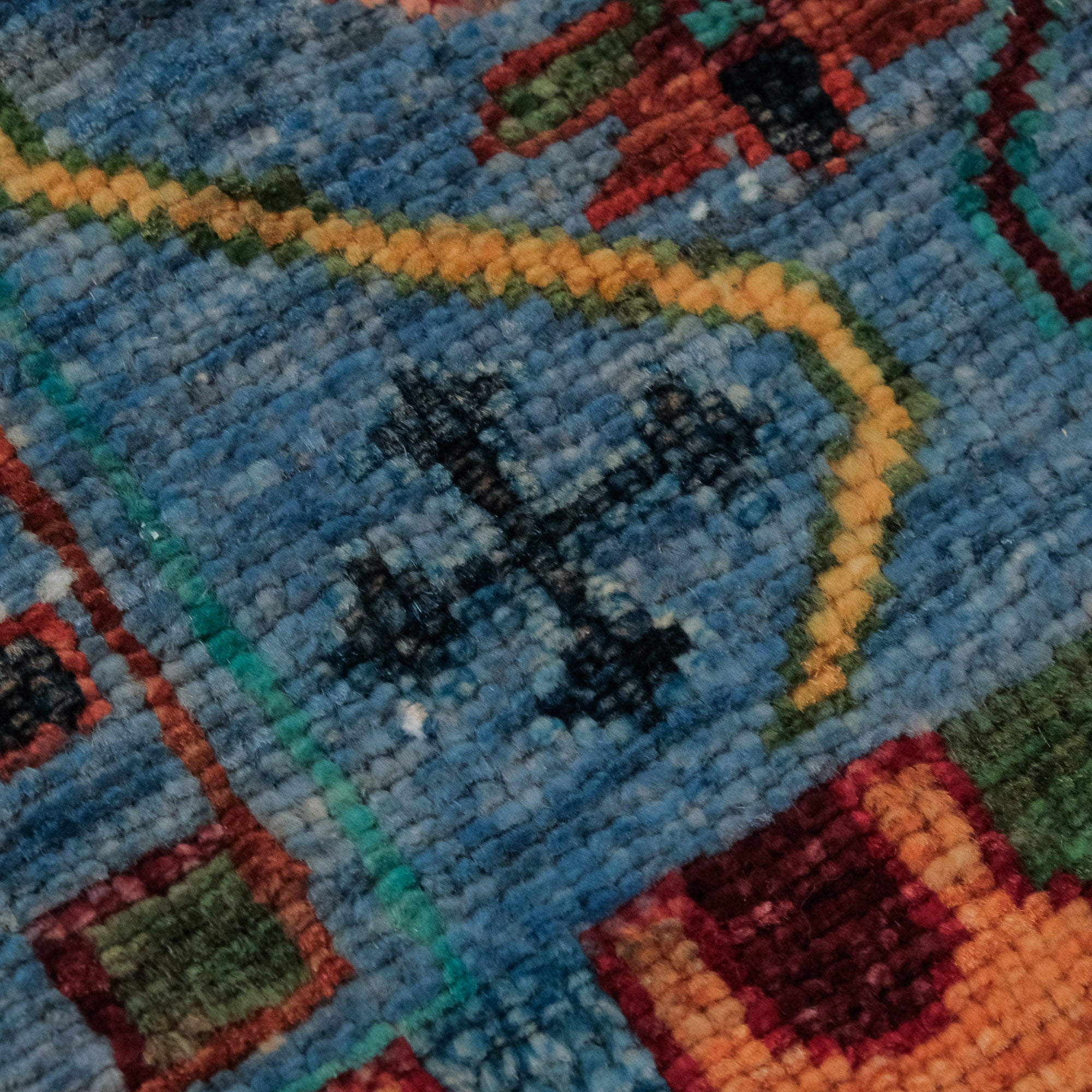 Şahzade Serisi El Dokuma Anadolu Desenli Yün Mavi Halı