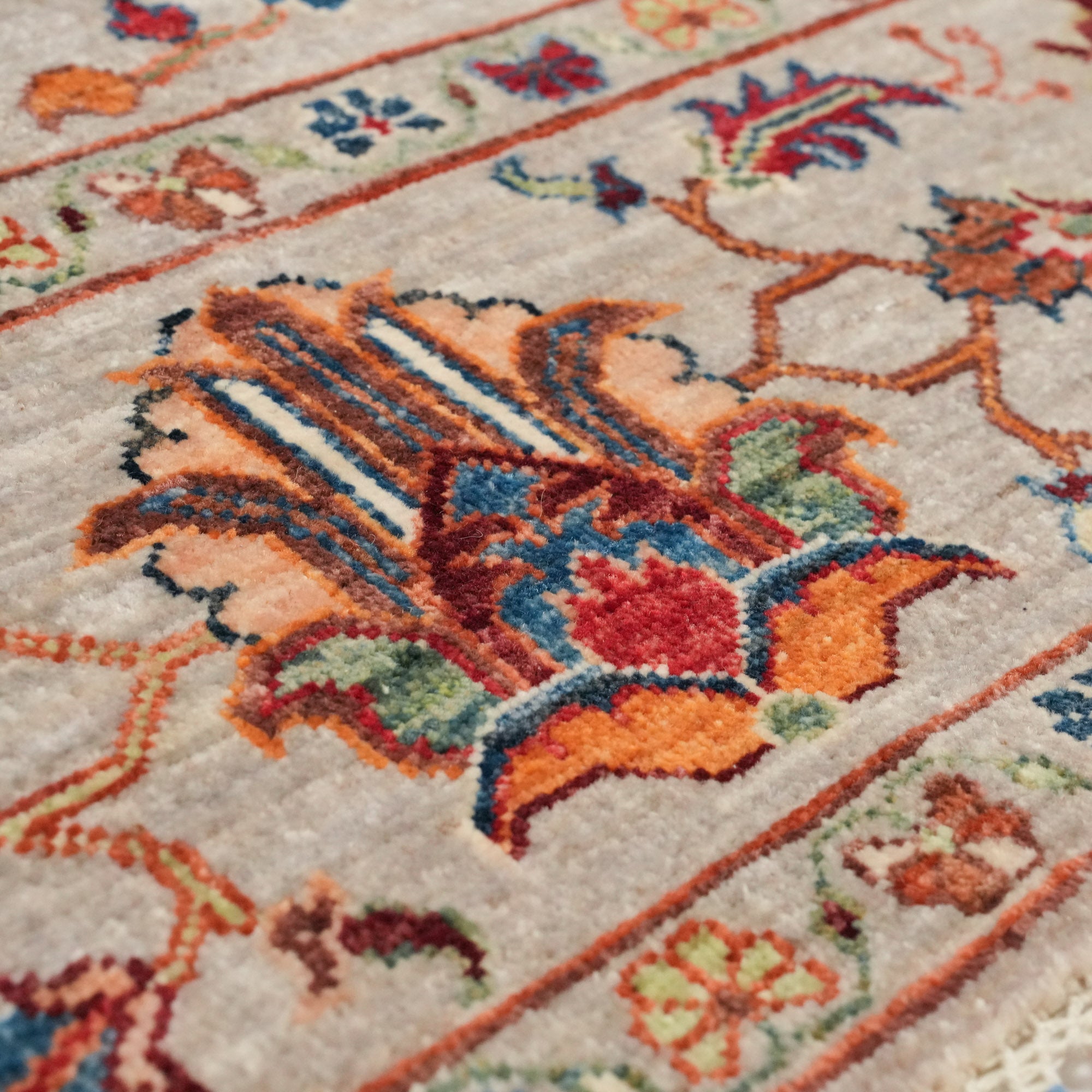 Şahzade Series Handwoven Uşak Patterned Gray Rug