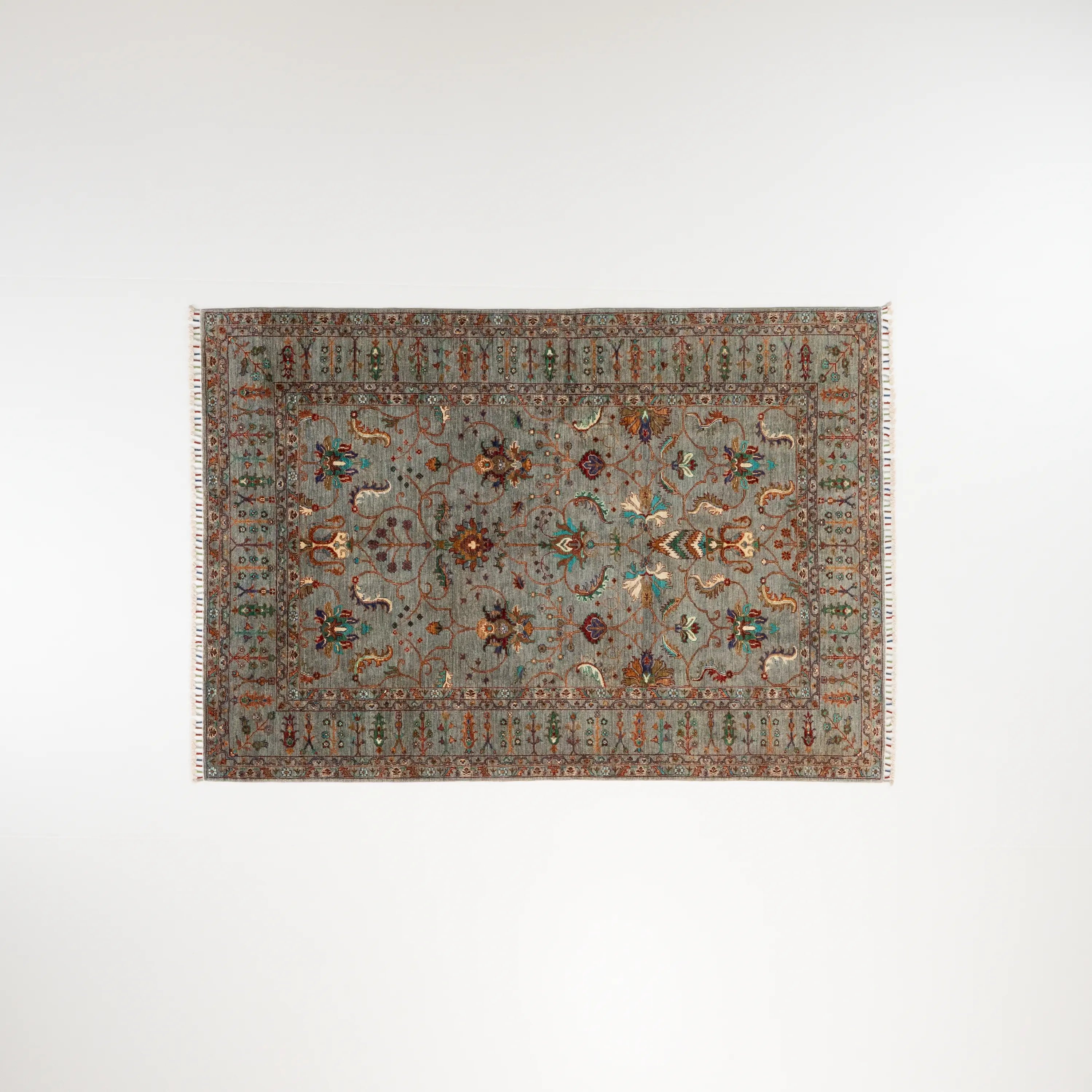 Şahzade Serisi El Dokuma Uşak Desenli Gri Yün Halı