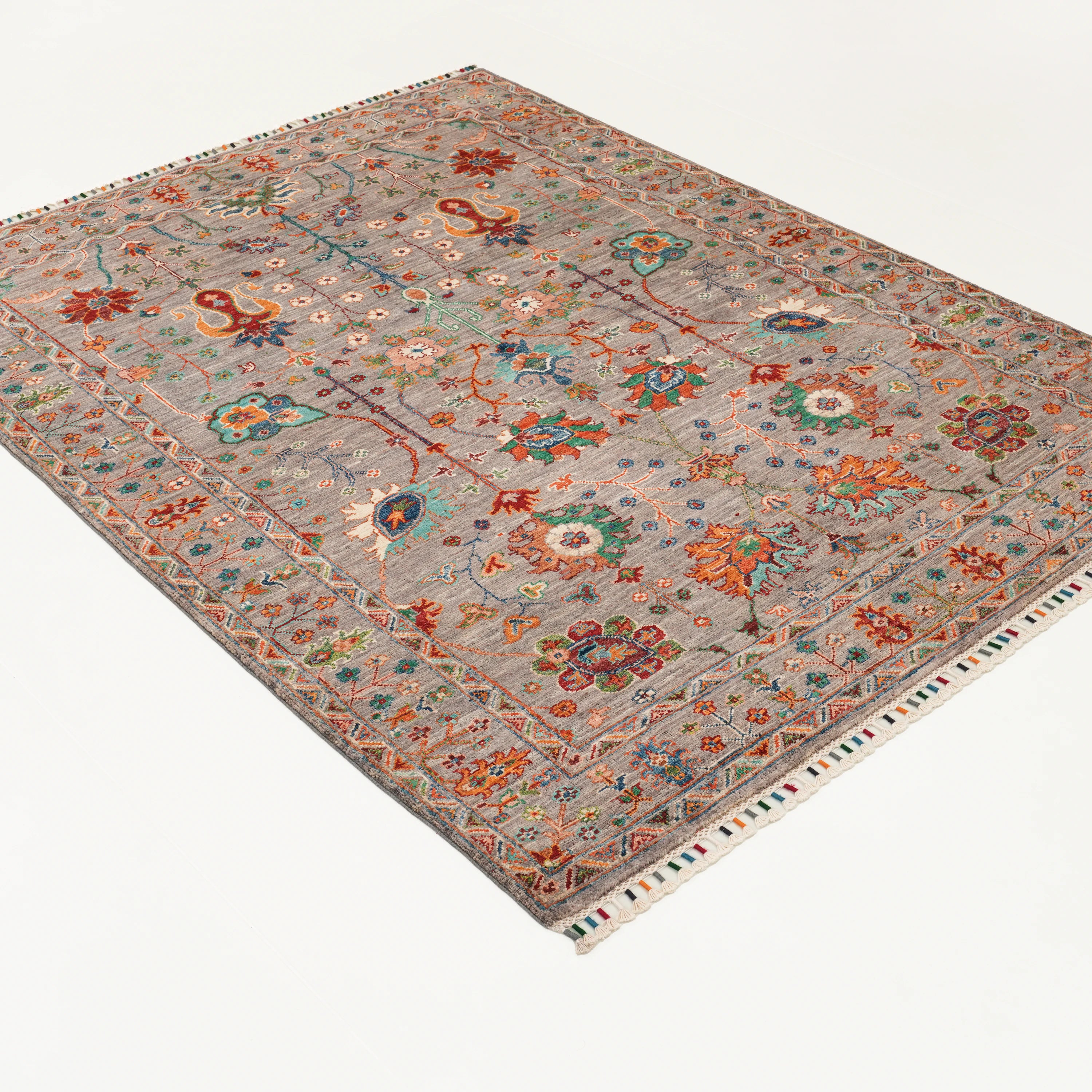 Şahzade Series Handwoven Uşak Patterned Gray Wool Rug