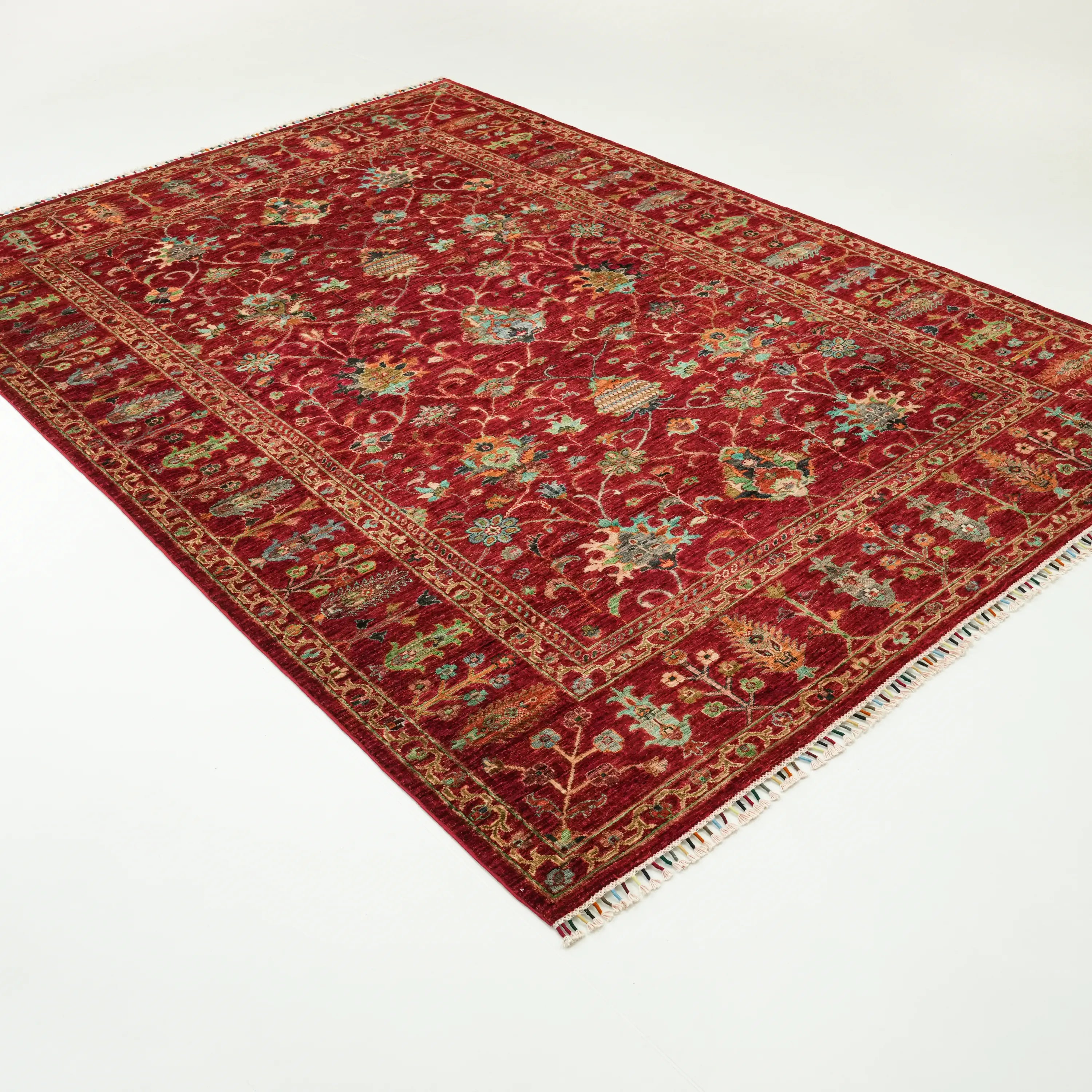 Şahzade Serisi El Dokuma Uşak Desenli Kırmızı Yün Halı