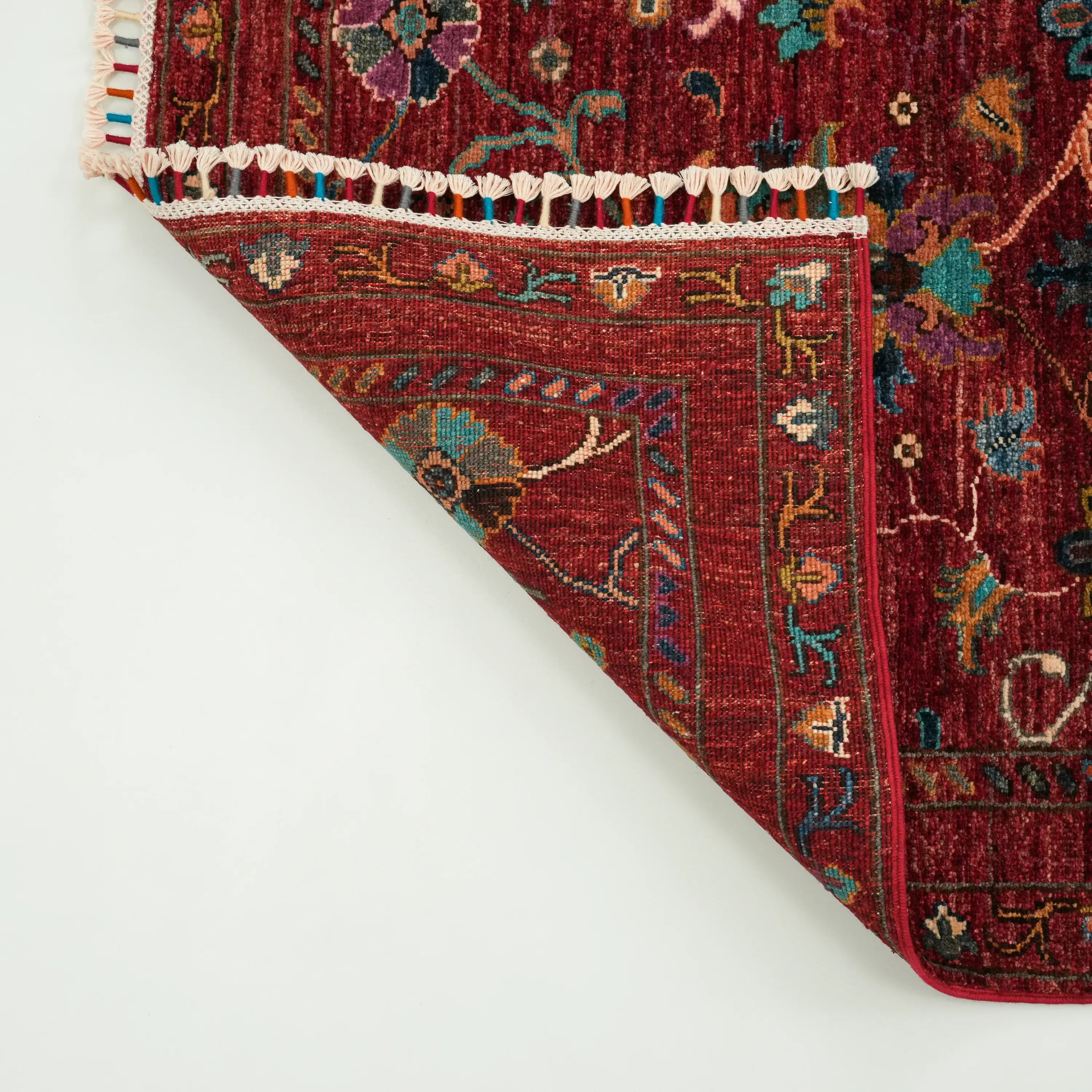 Şahzade Serisi El Dokuma Uşak Desenli Klasik Yün Kırmızı Halı