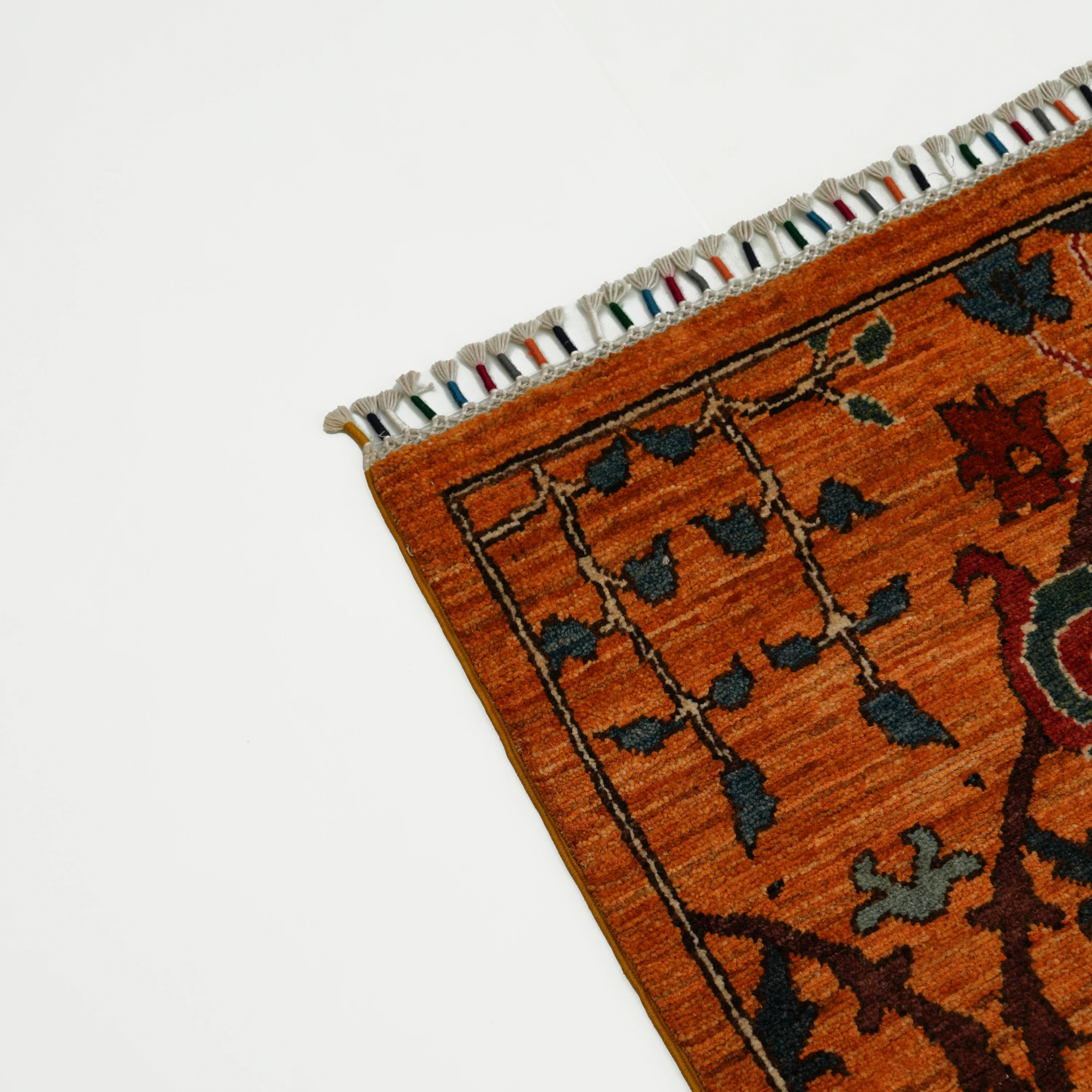 Şahzade Serisi El Dokuma Uşak Desenli Sarı Yün Halı