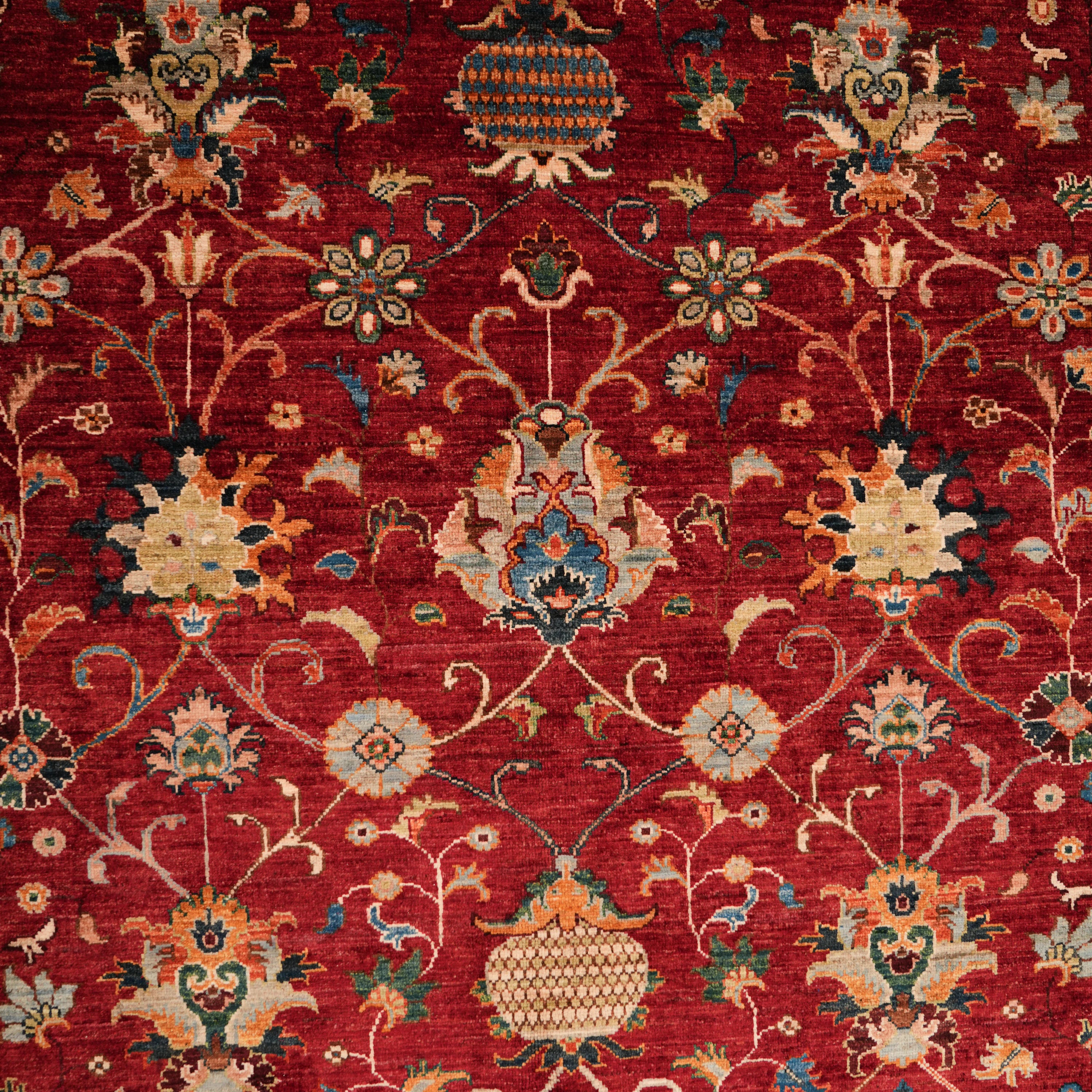 Şahzade Series Handwoven Wool Uşak Pattern Red Rug