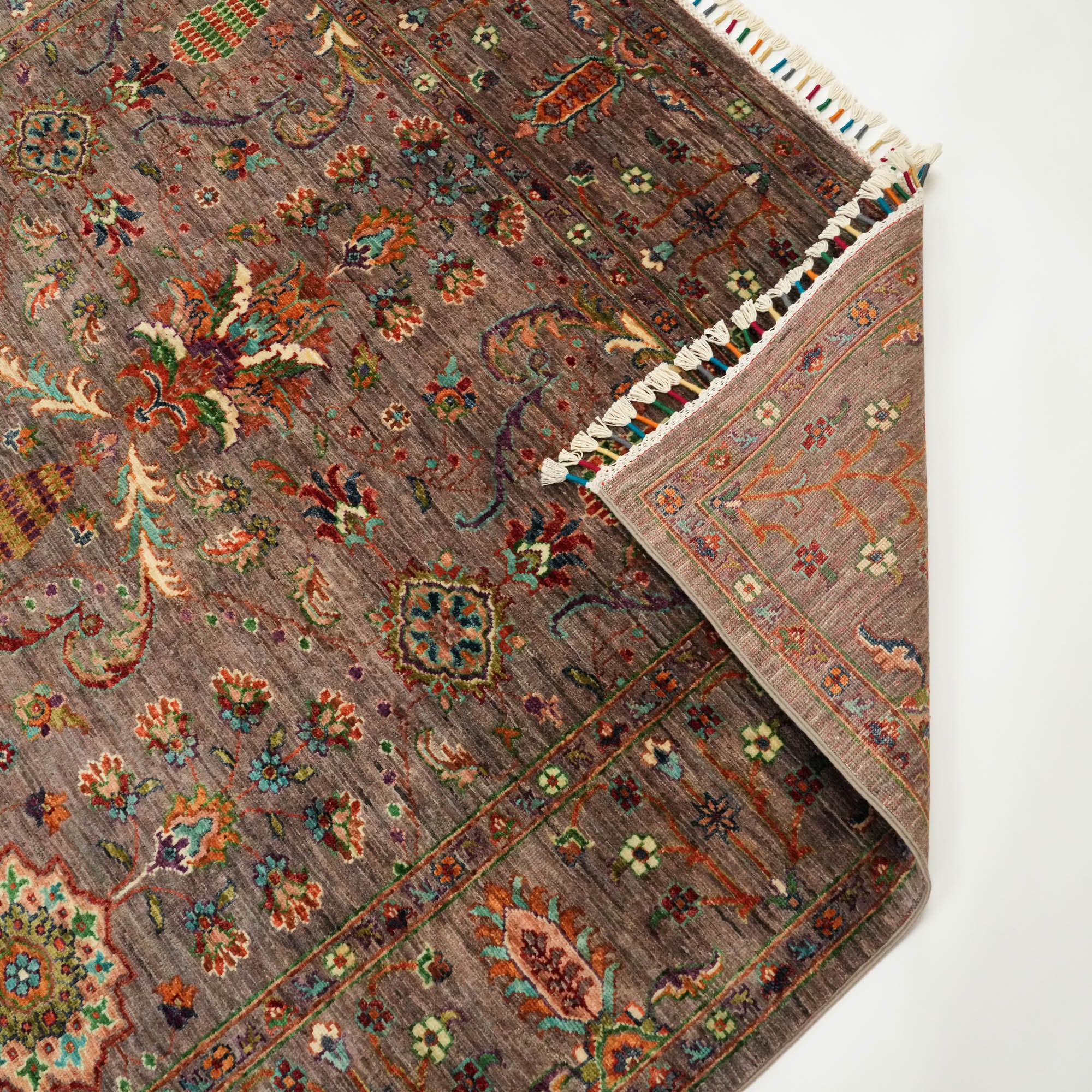 Şahzade Serisi El Dokuma Anadolu Desenli Vizon Halı