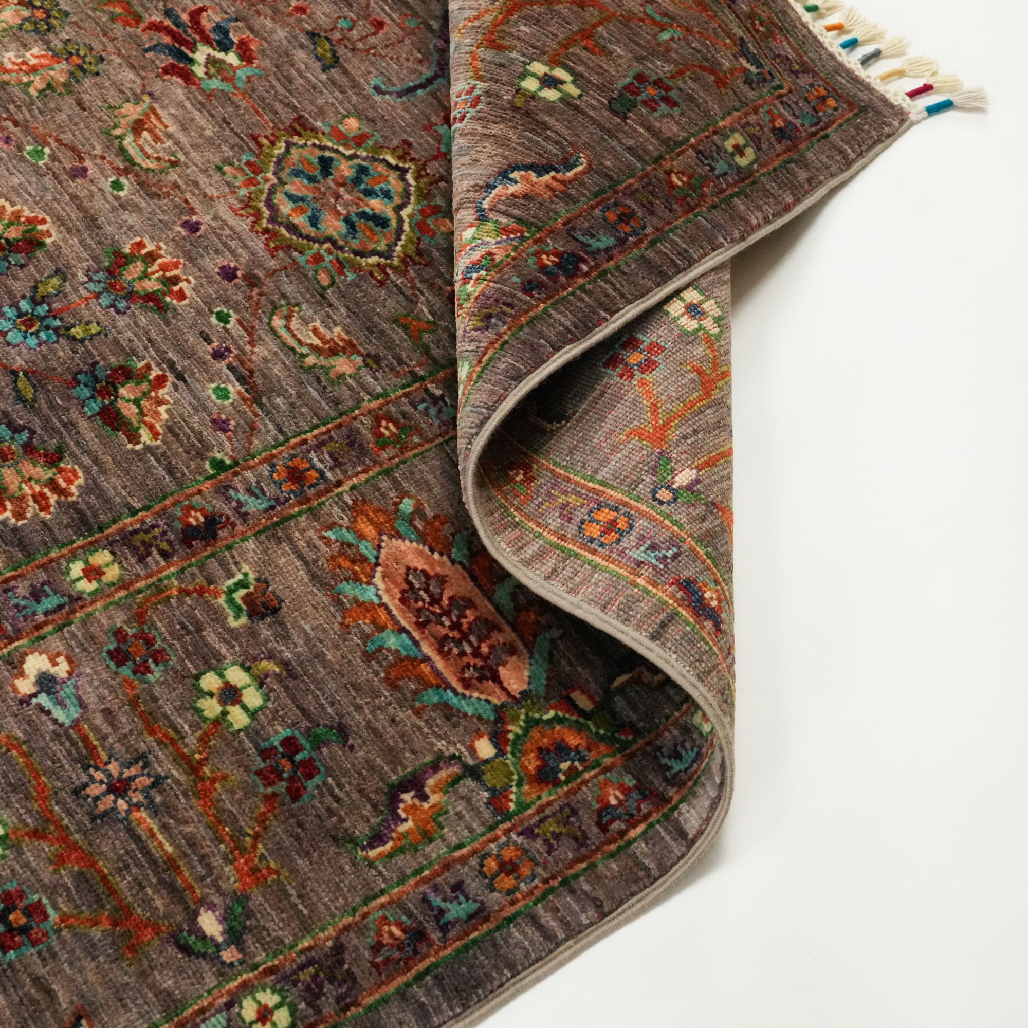 Şahzade Serisi El Dokuma Anadolu Desenli Vizon Halı