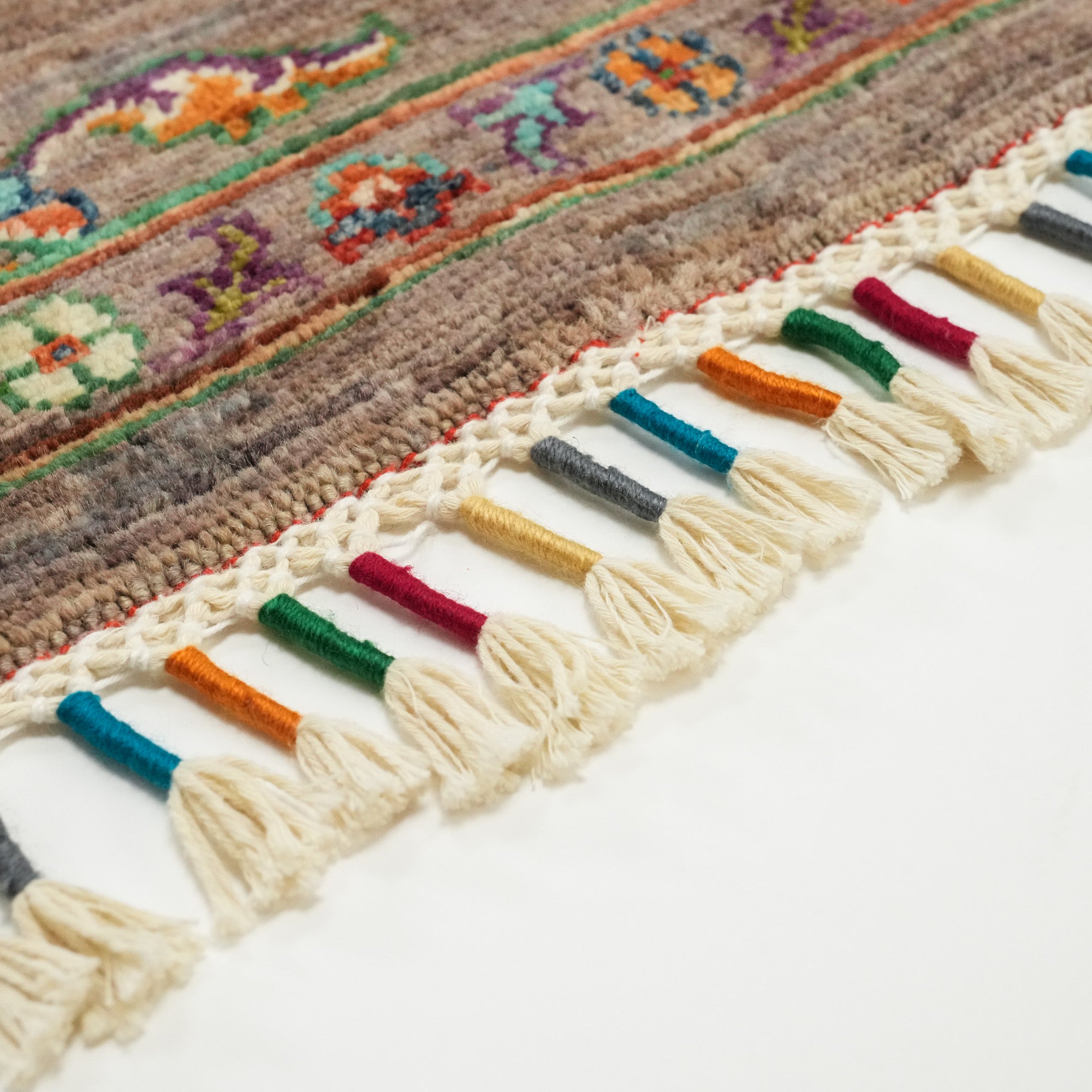 Şahzade Serisi El Dokuma Anadolu Desenli Vizon Halı