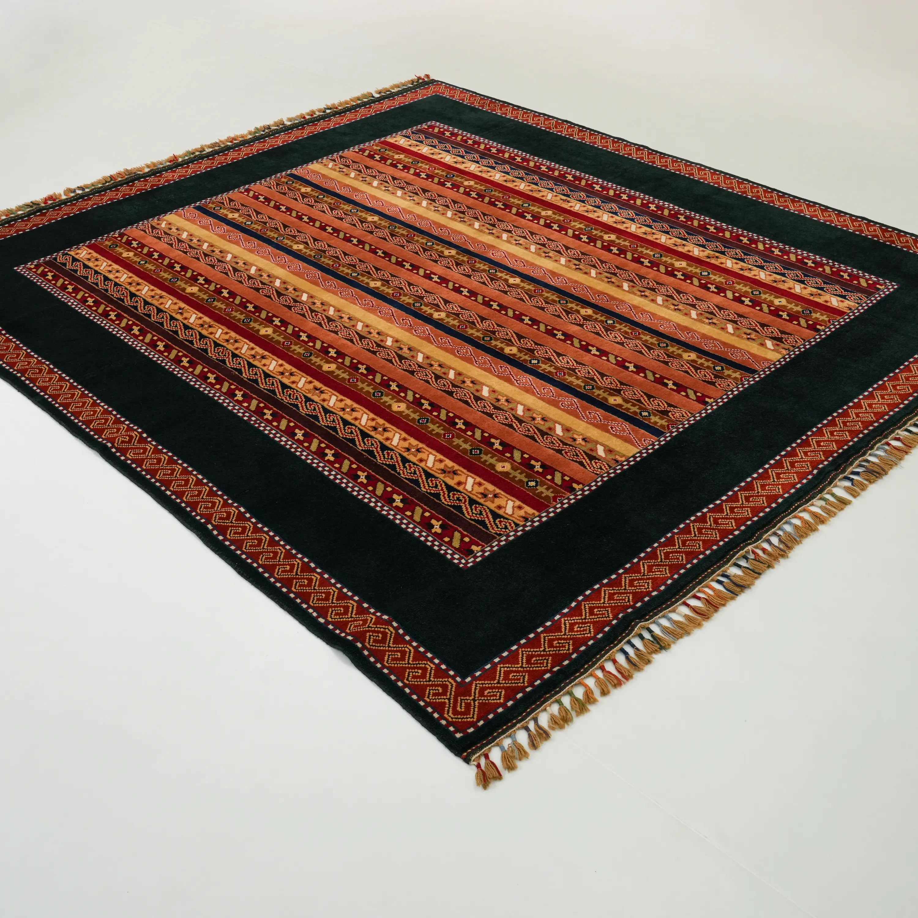 Anadolu Şal Serisi Sivas Zara Desenli El Dokuma Rengarenk Yün Halı