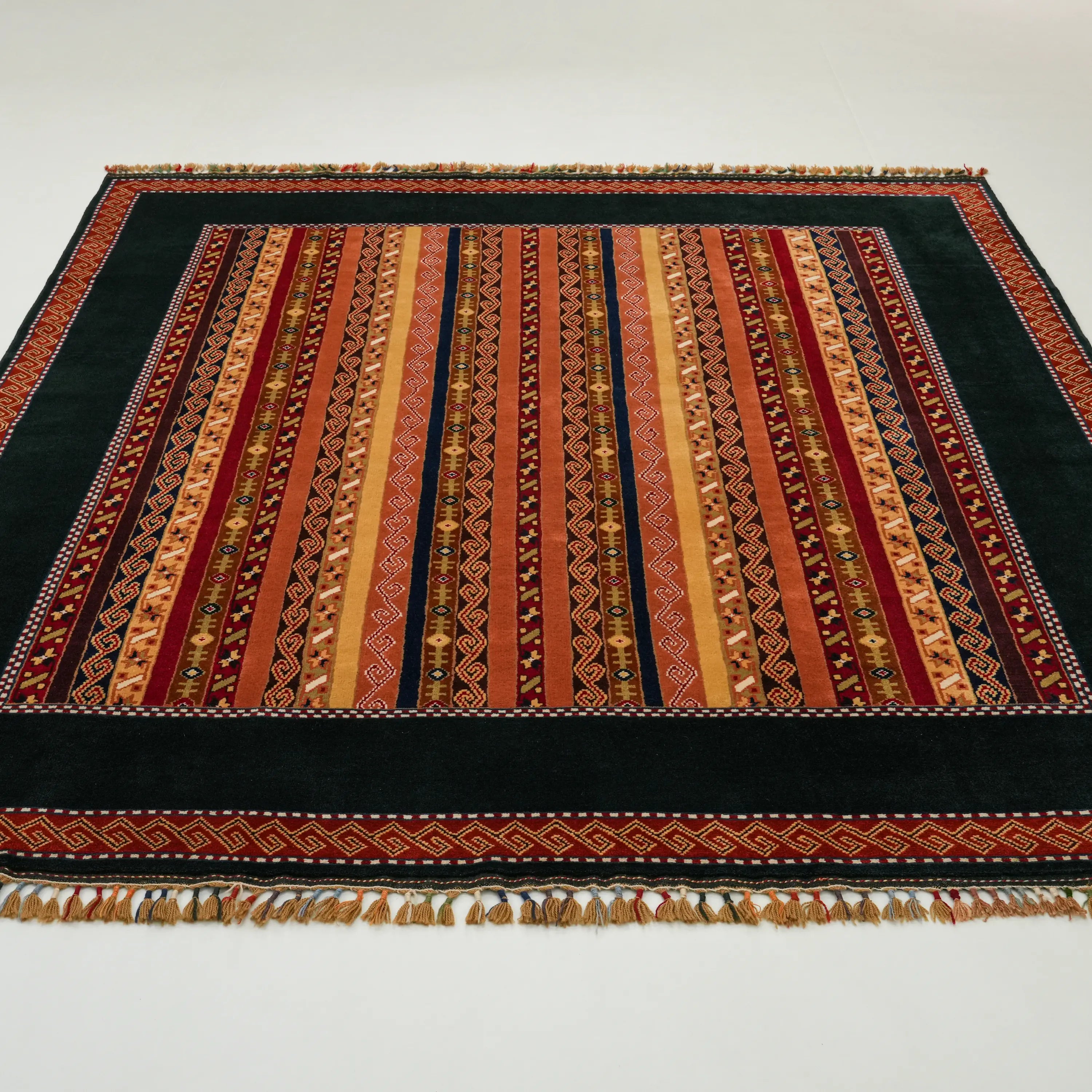 Anadolu Şal Serisi Sivas Zara Desenli El Dokuma Rengarenk Yün Halı