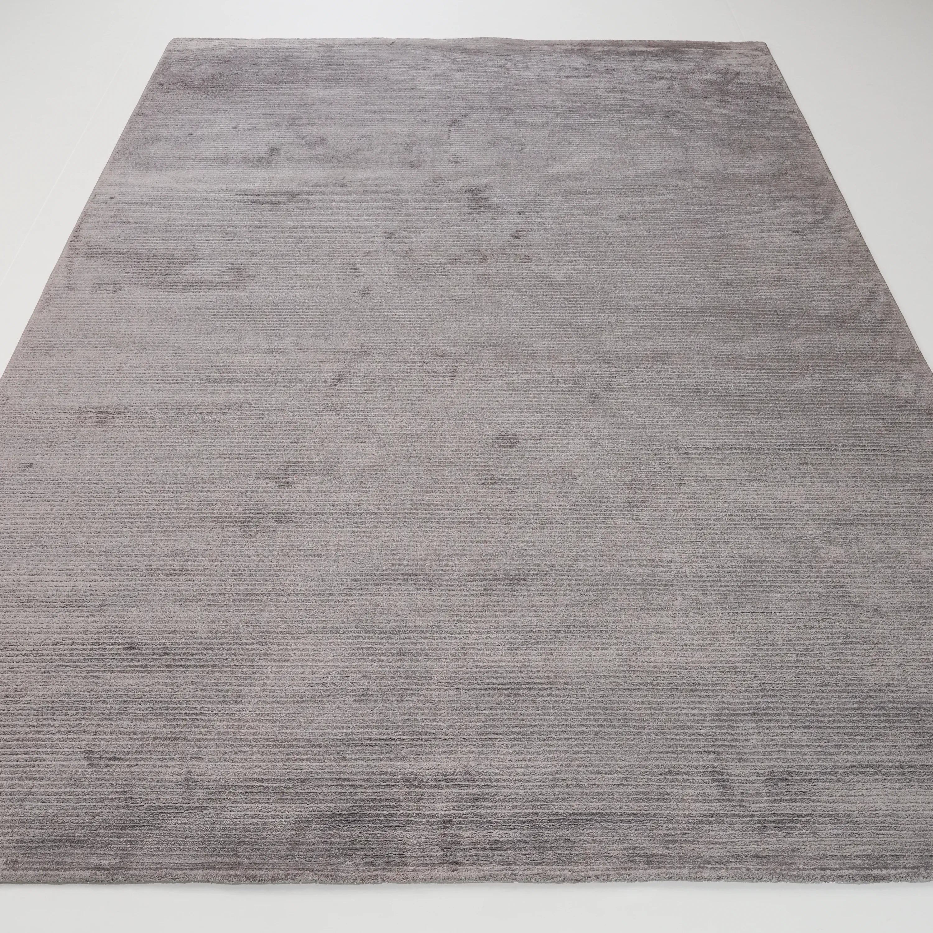 Sotf Line Series Striped Design Machine Woven Carpet