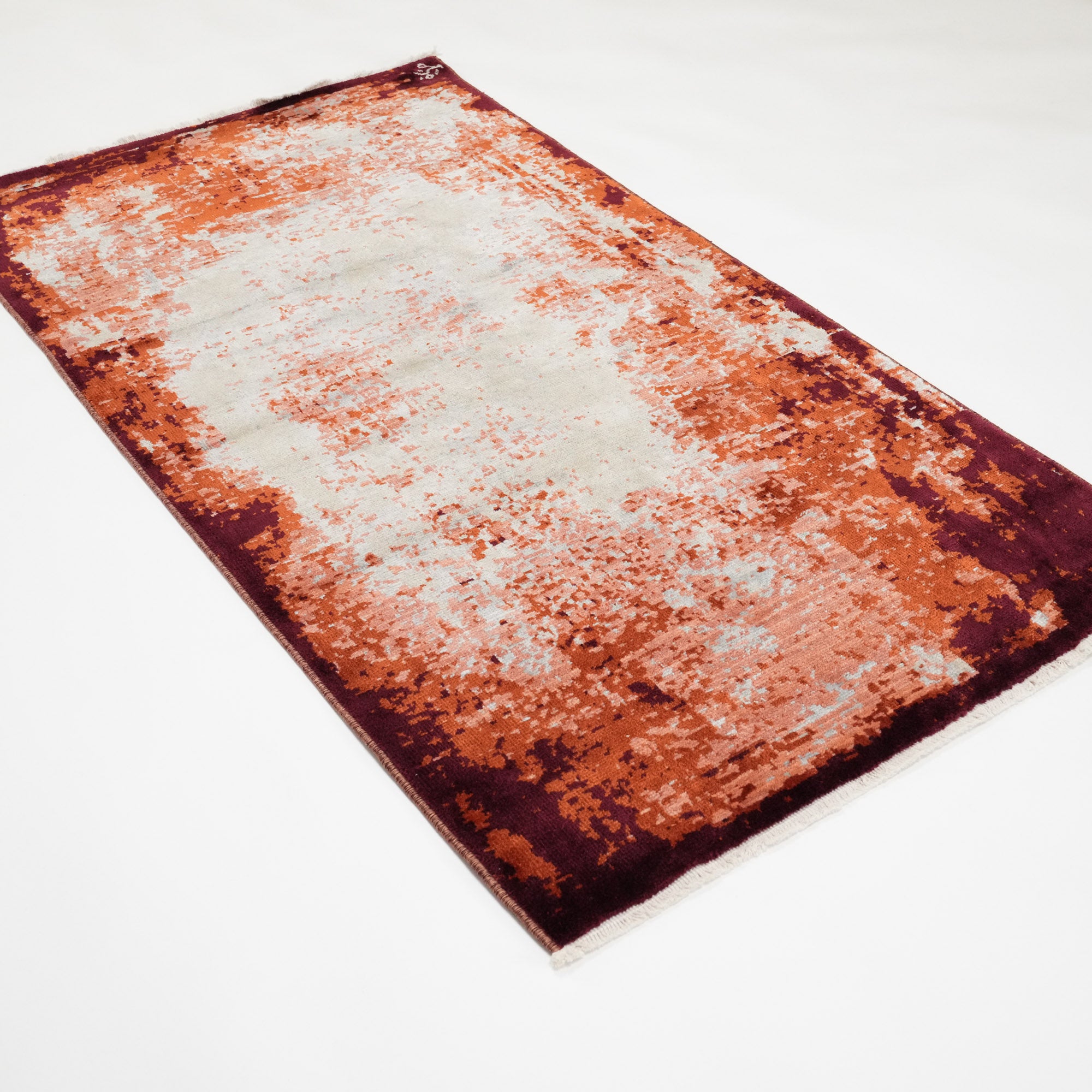 Tempus Series Abstract Frame Patterned Grey/Orange Bamboo Special Countertop Carpet