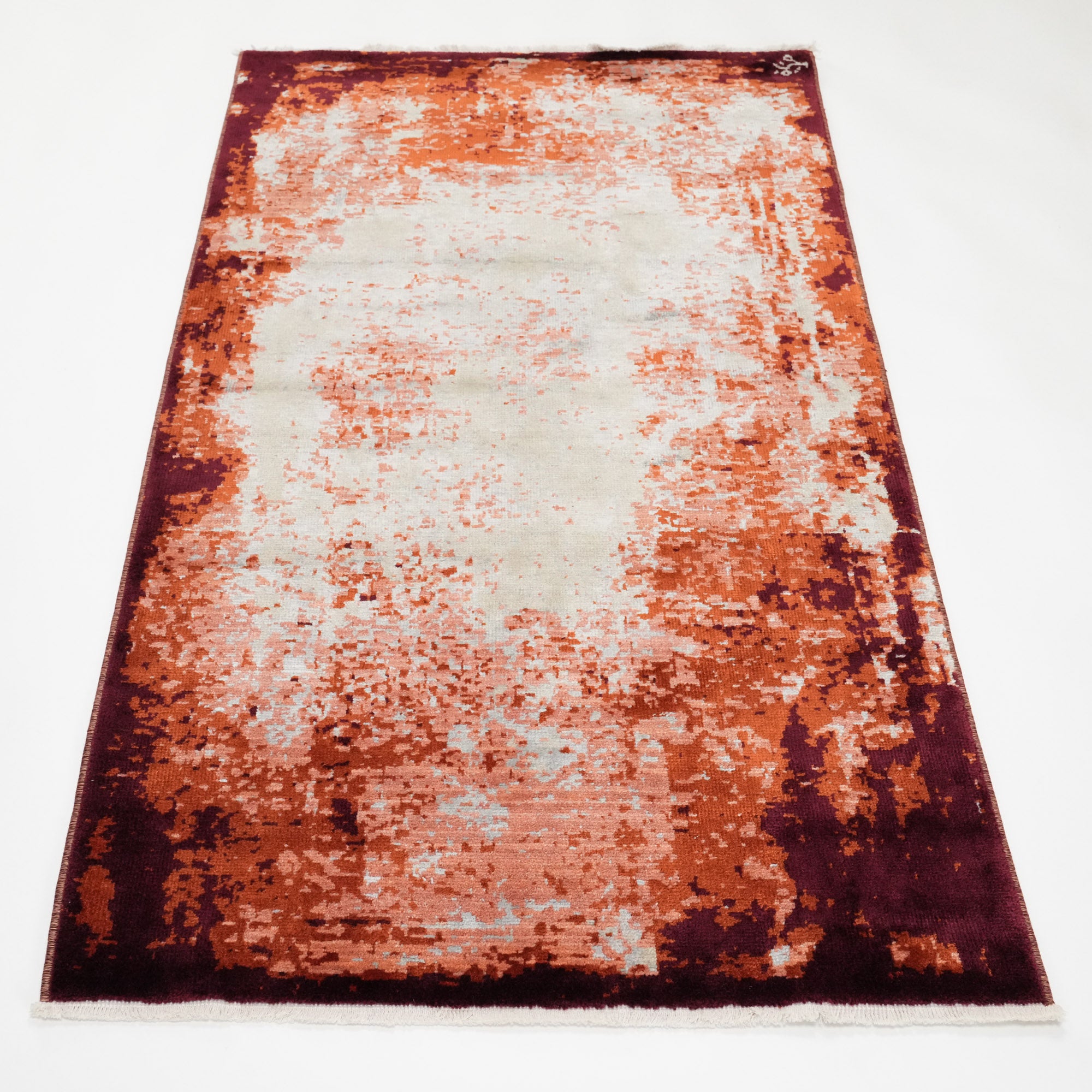 Tempus Series Abstract Frame Patterned Grey/Orange Bamboo Special Countertop Carpet