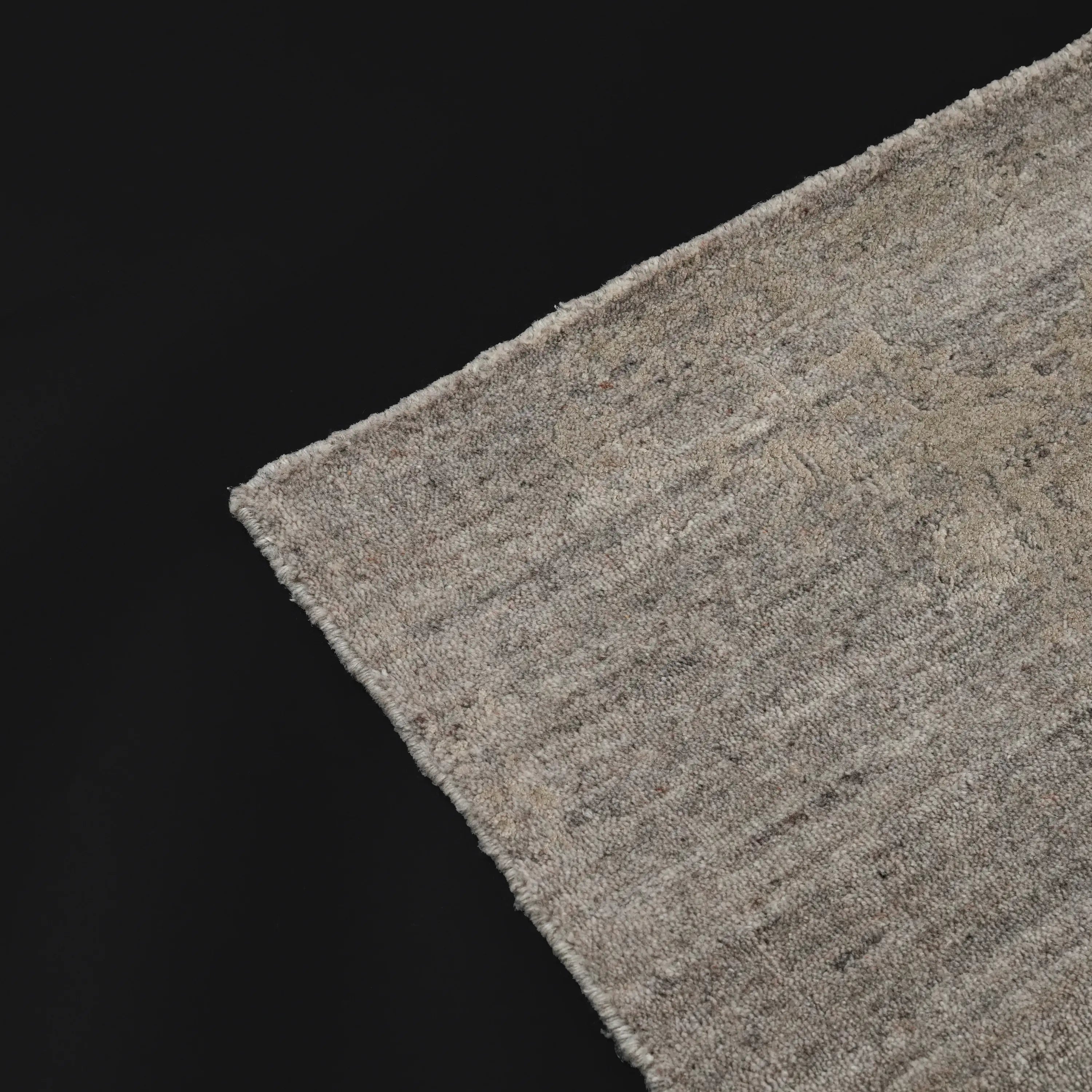 Soyut Desenli Gri Tezgah Dokuma Halı