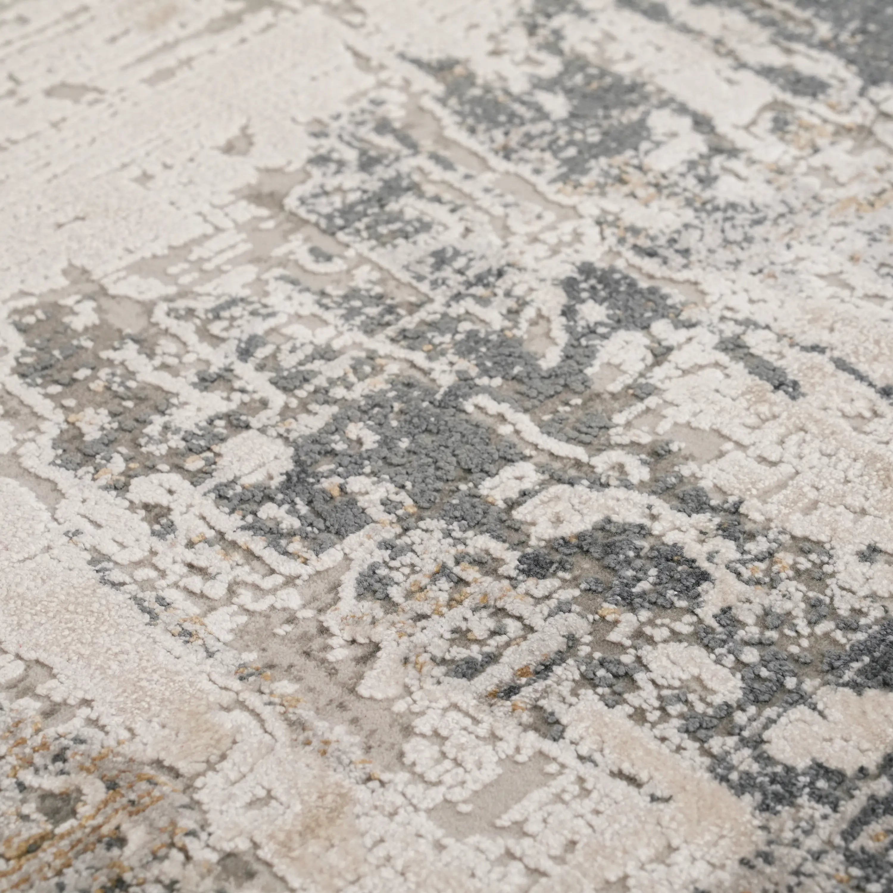 Soyut Desenli Gri Viskon Halı