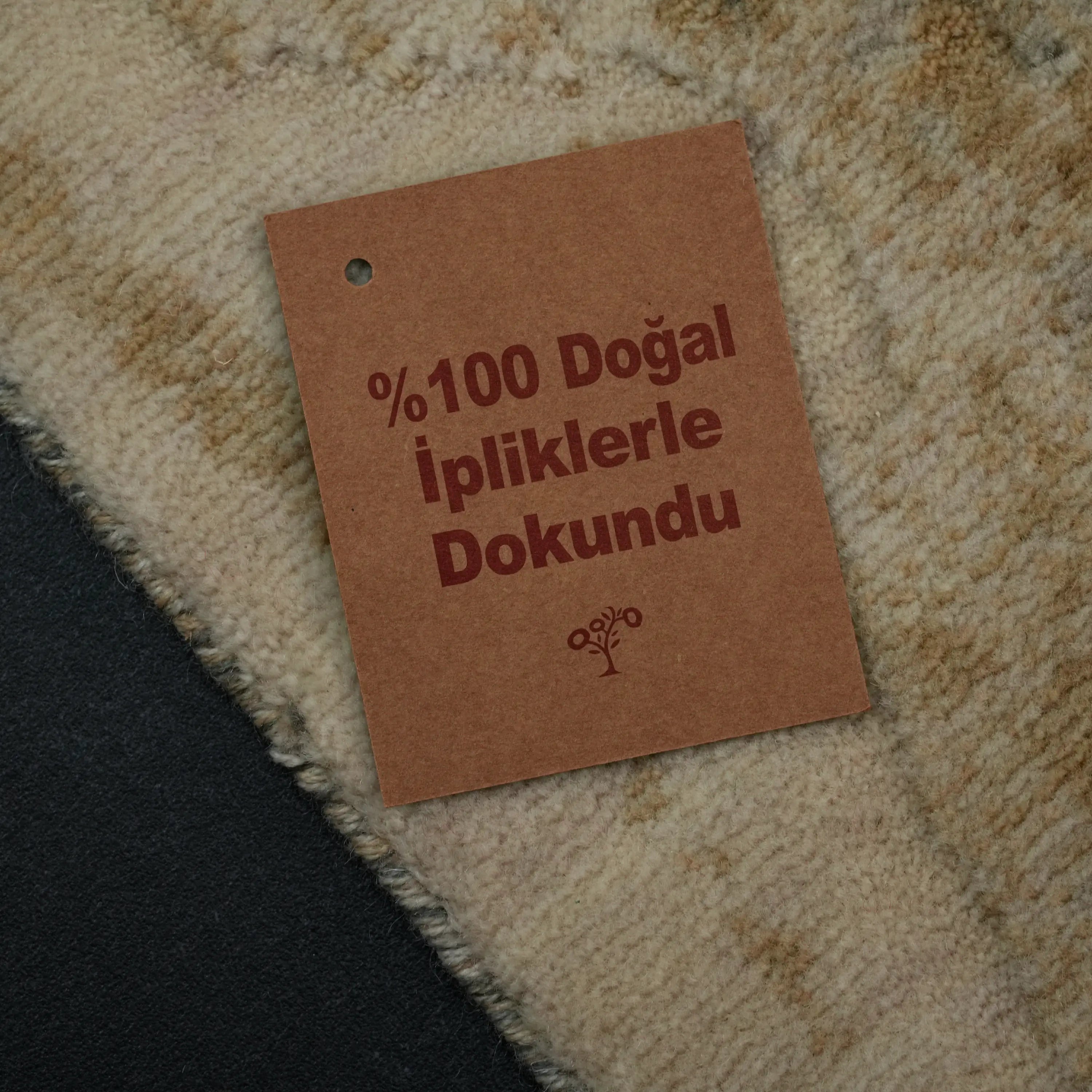 Soyut Desenli Krem Modern Yün Tezgah Dokuma Halı