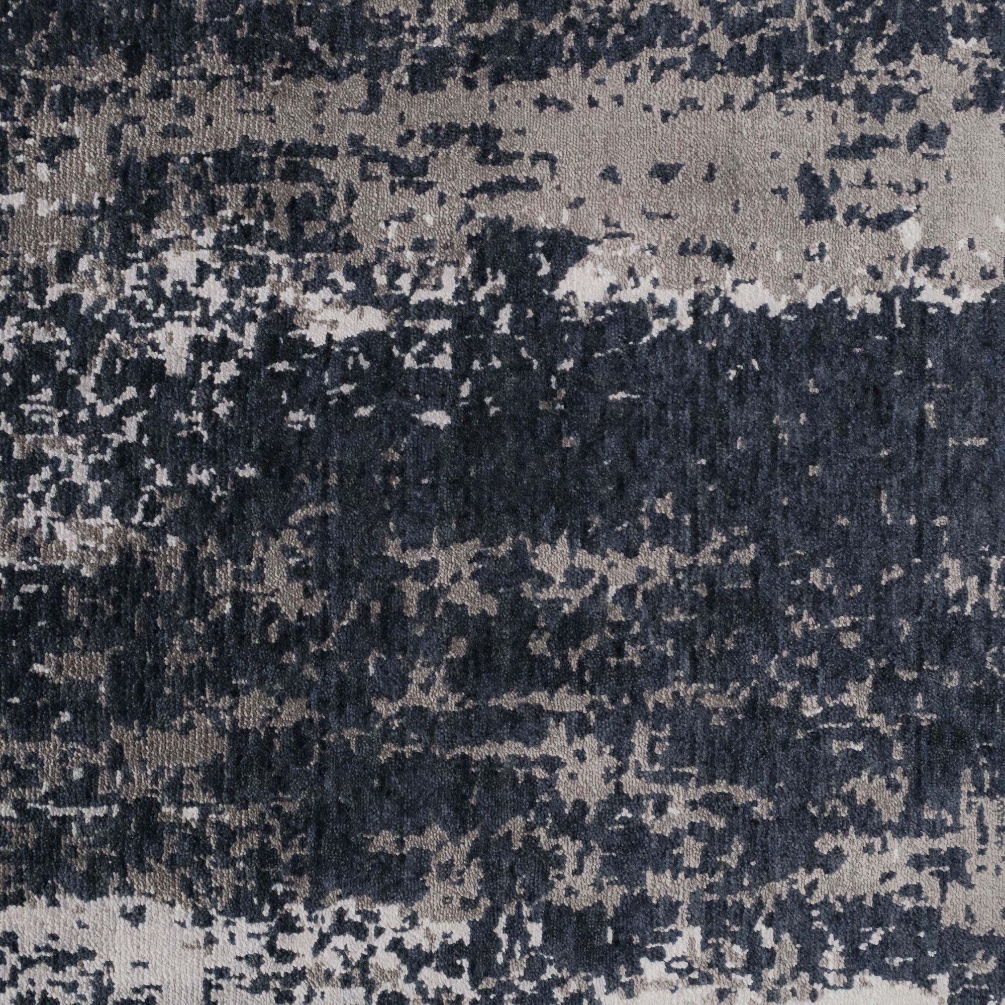 Soyut Desenli Lacivert Yün Halı
