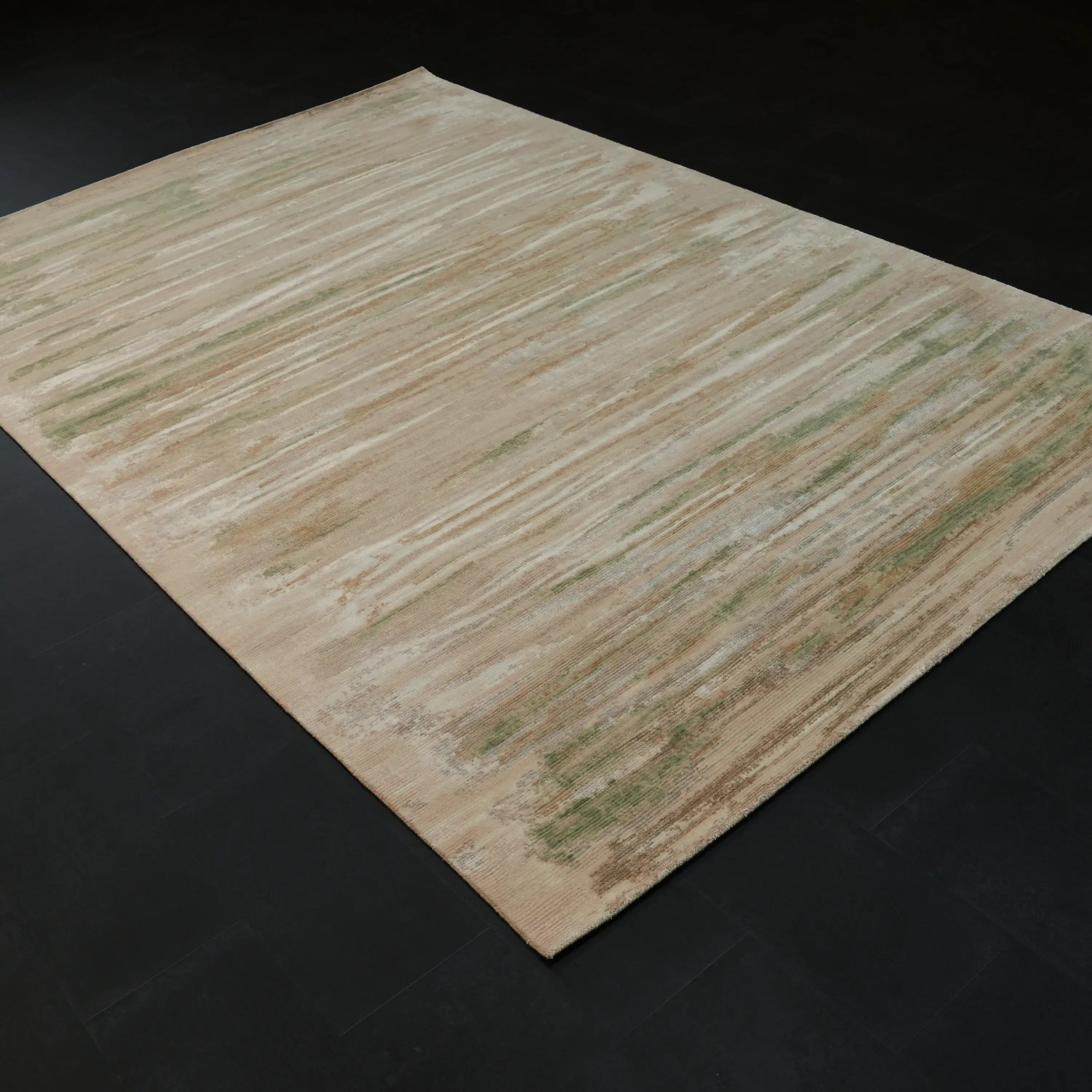 Soyut Desenli Yün Krem Tezgah Dokuma Halı