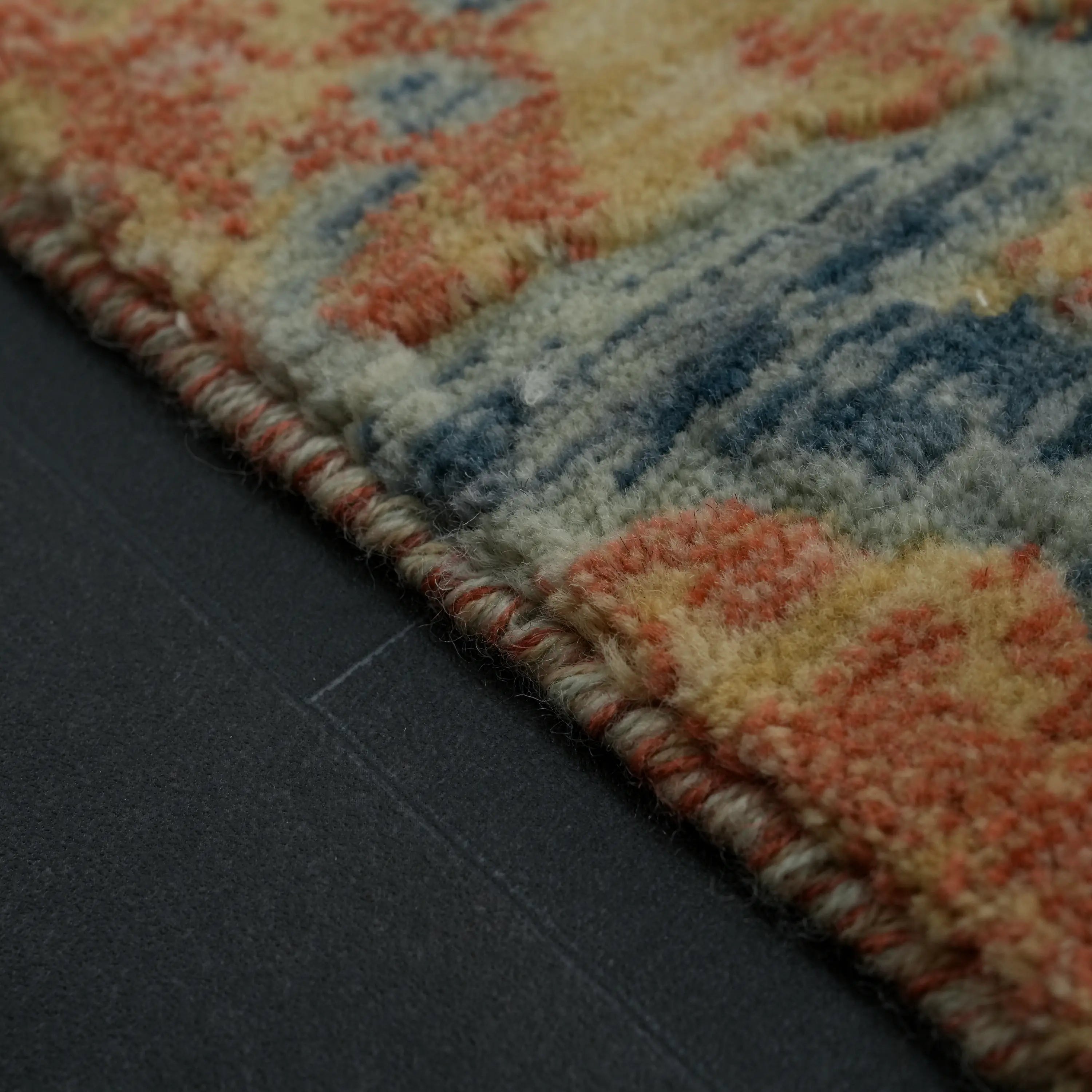 Soyut Desenli Yün Modern Krem Tezgah Dokuma Halı