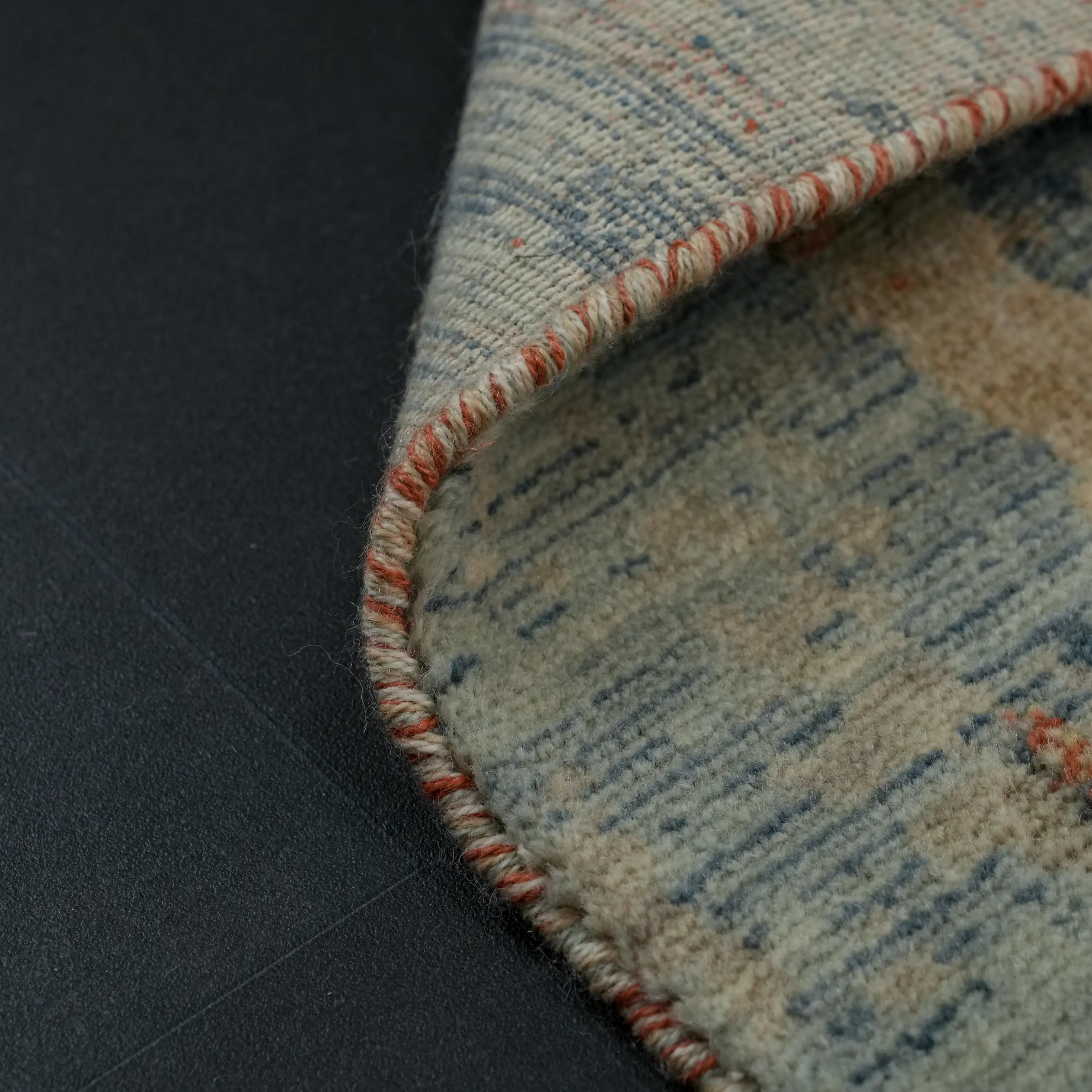 Soyut Desenli Yün Modern Krem Tezgah Dokuma Halı