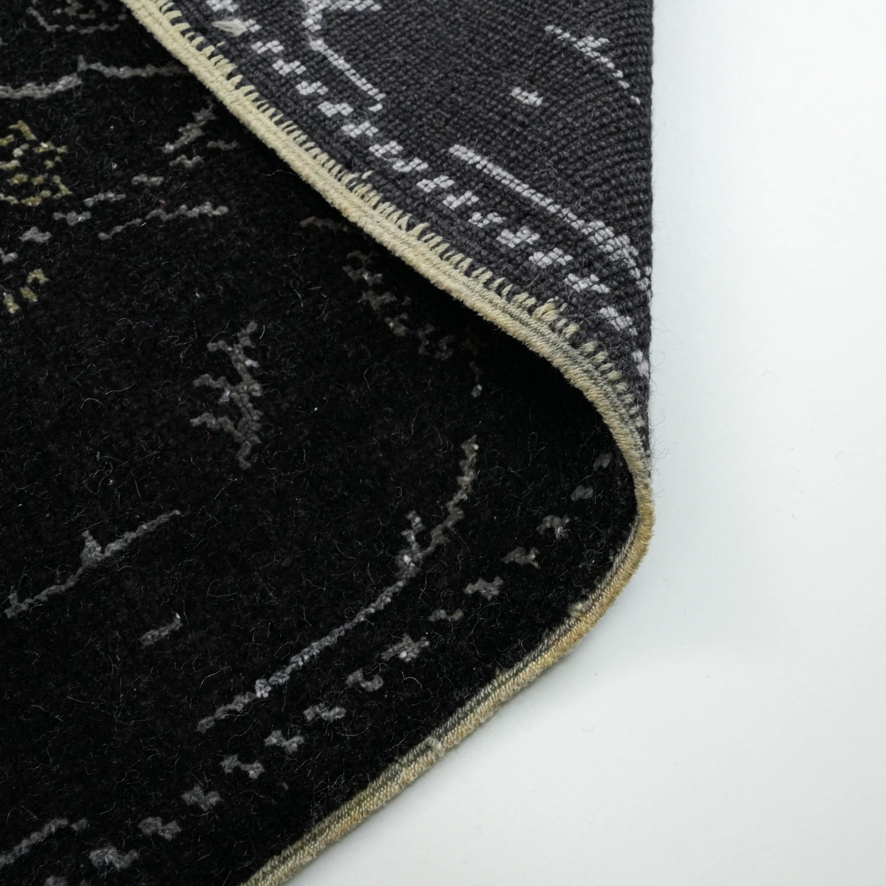 Sultan Series Handwoven Framed Patterned Silk Black Rug