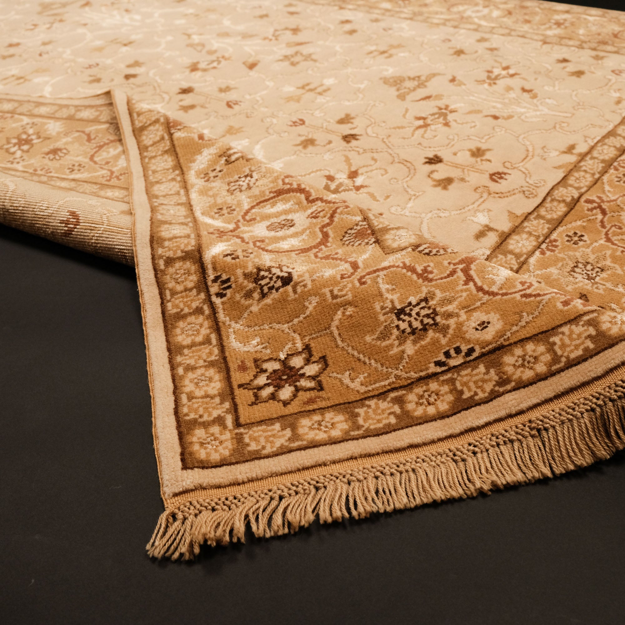 Sultan Series Floral Design Hand Woven Carpet