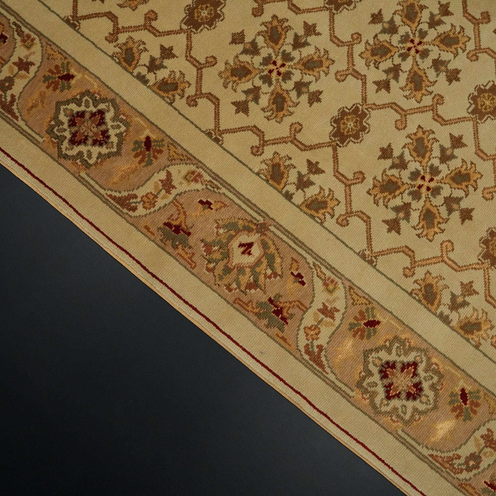 Sultan Series Floral Design Hand Woven Carpet