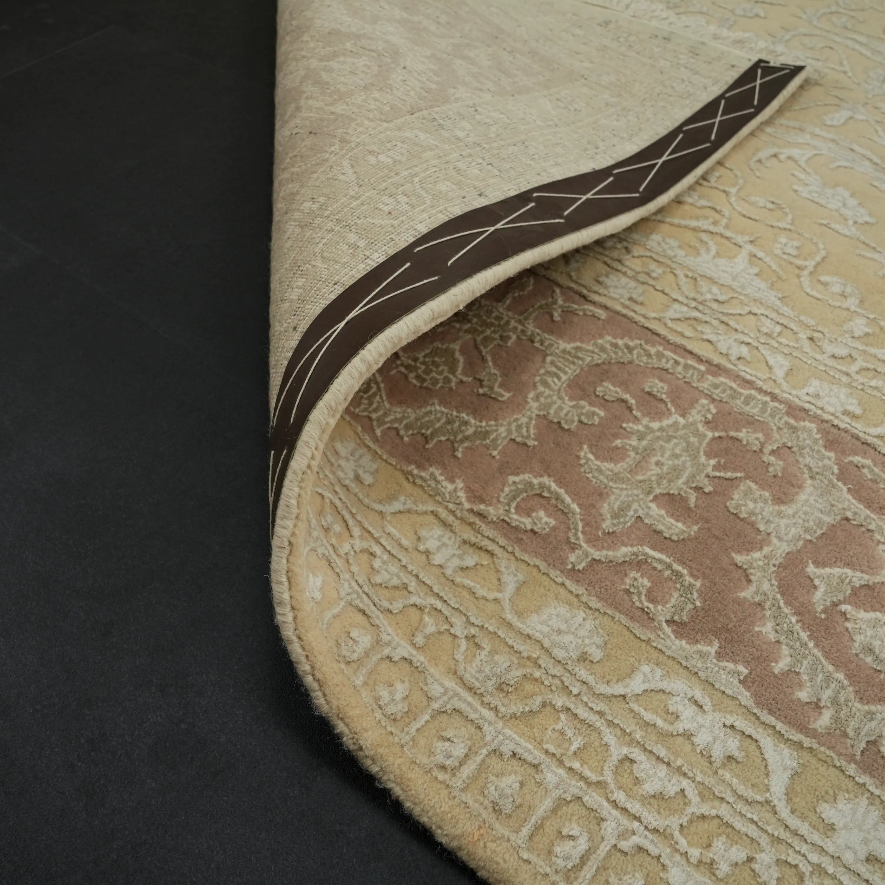 Sultanahmet Series Handwoven Floral Pattern Cream Wool Rug