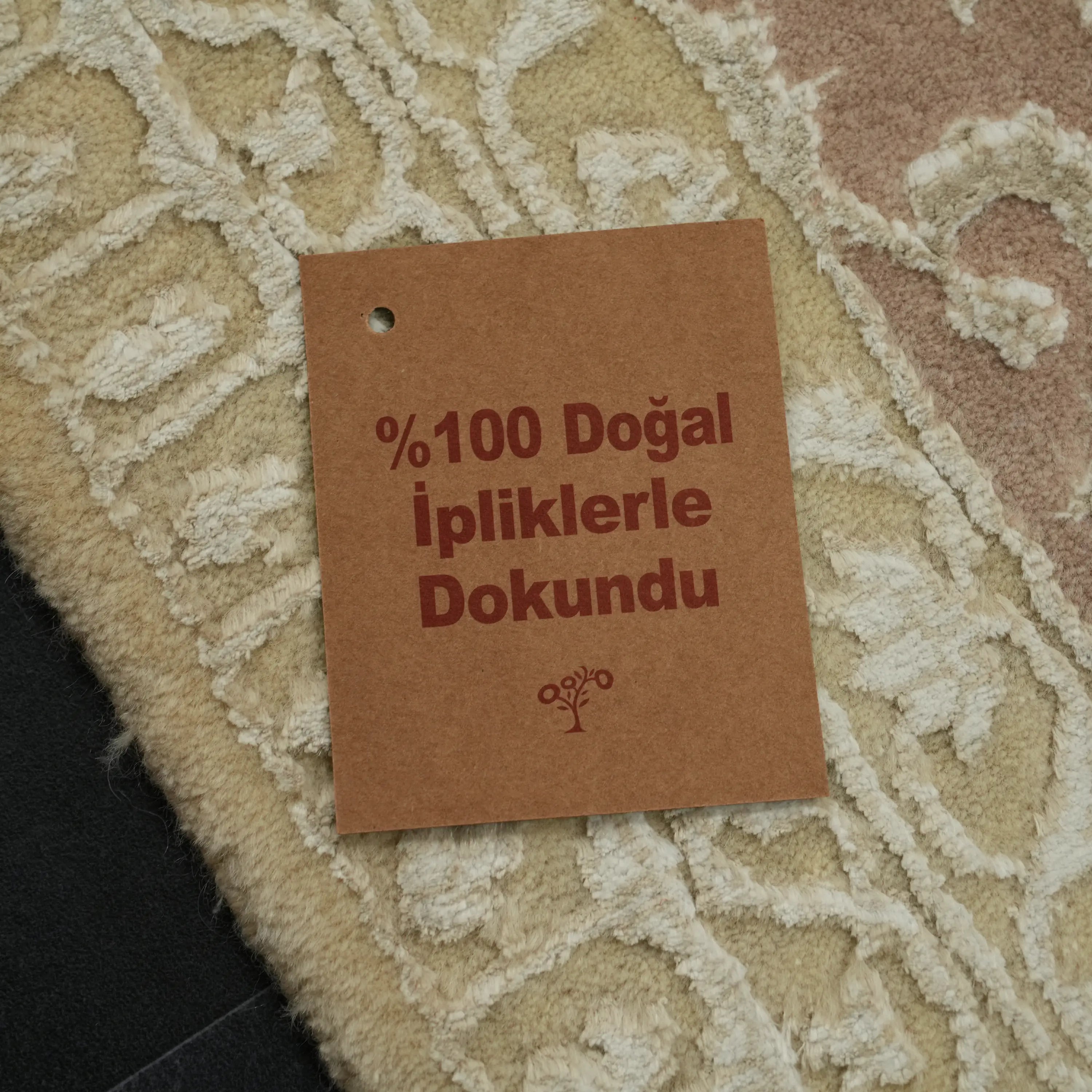 Sultanahmet Series Handwoven Floral Pattern Cream Wool Rug