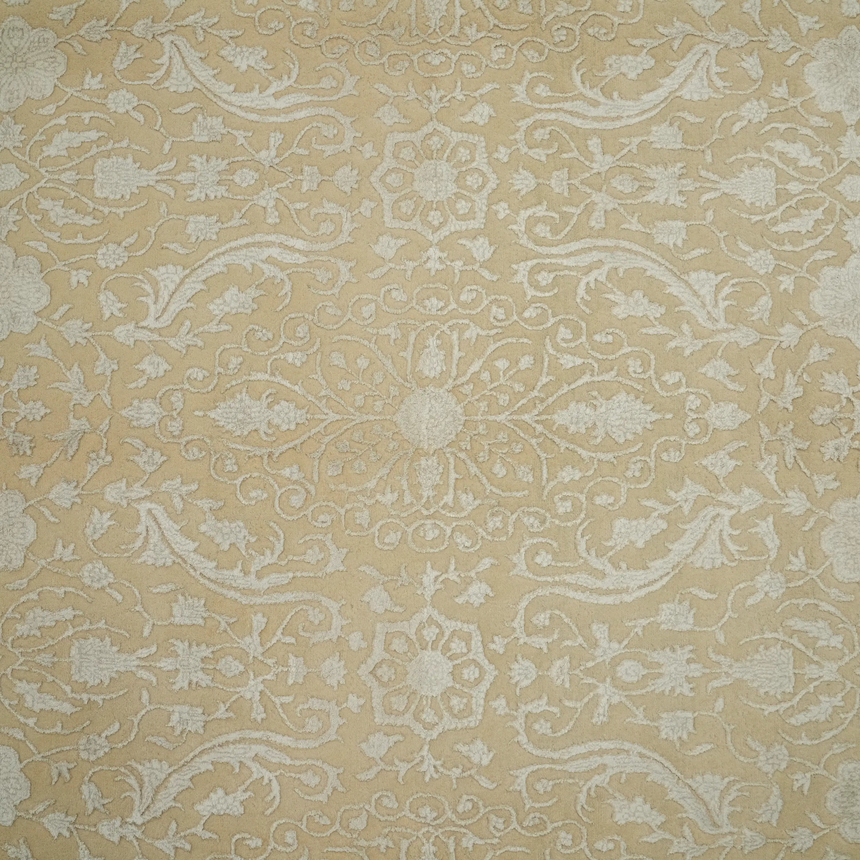 Sultanahmet Series Handwoven Floral Pattern Cream Wool Rug