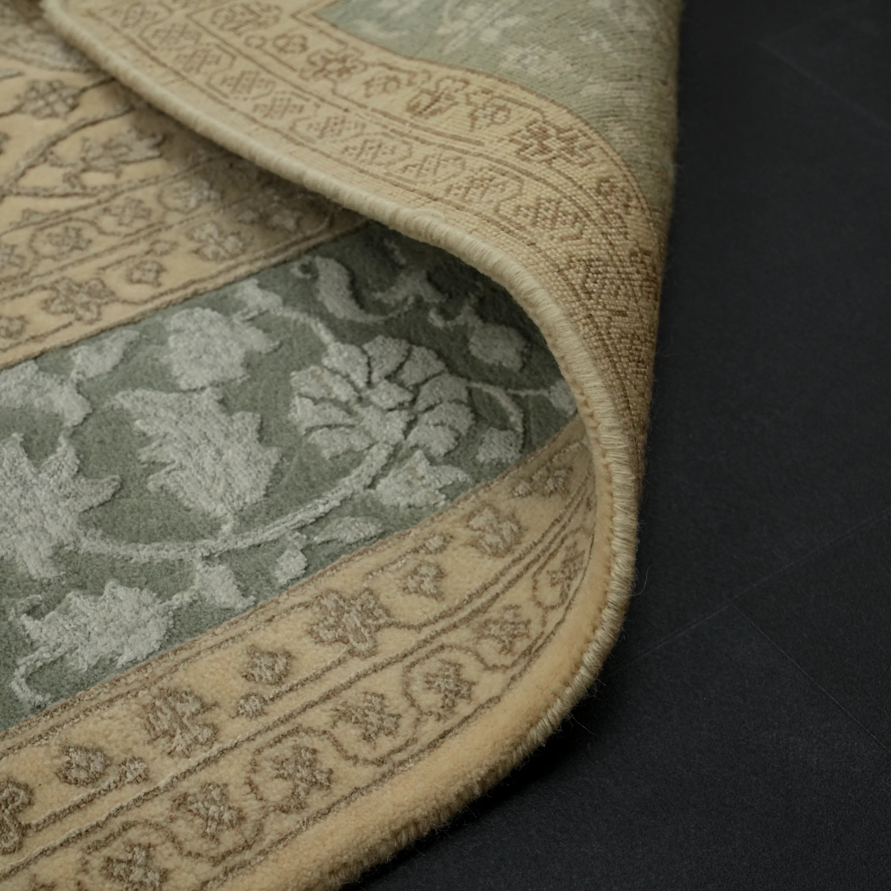 Sultanahmet Series Handwoven Floral Pattern Wool Cream Rug