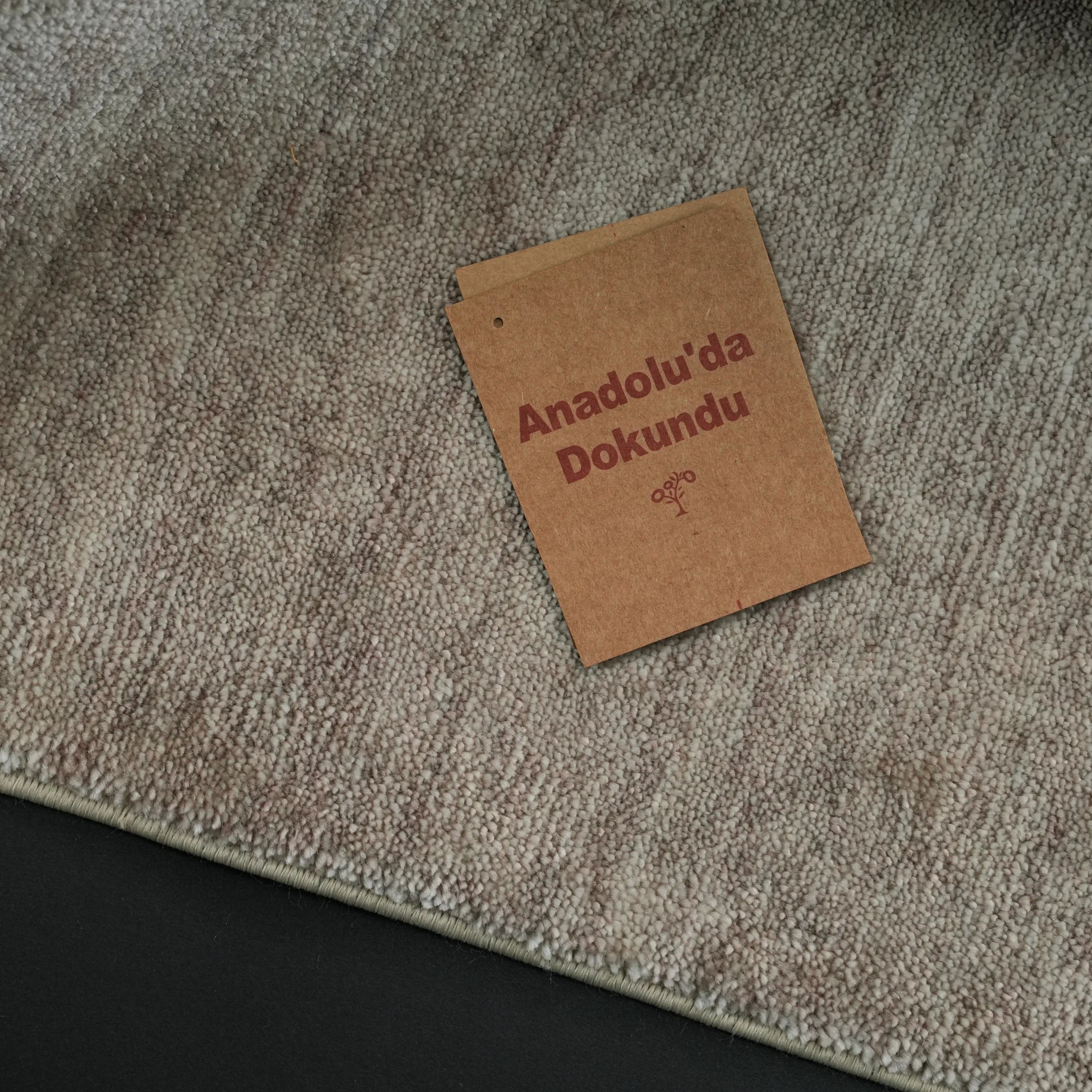 Taftan Vintage Design Machine Woven Carpet