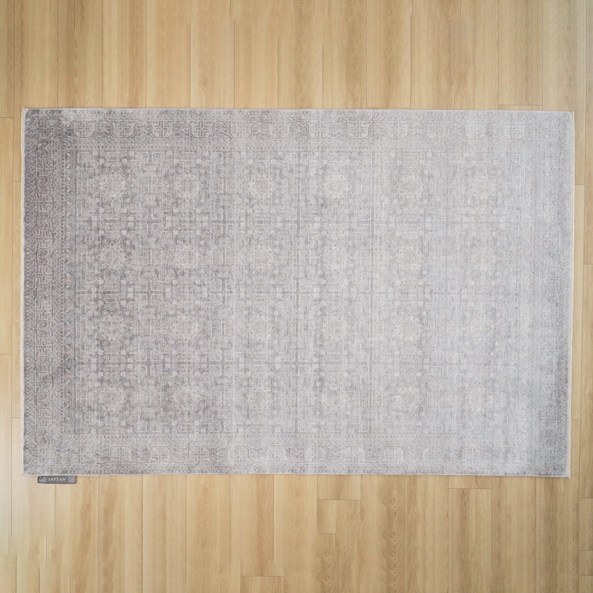 Taftan Series Vintage Patterned Loom-Woven Rug
