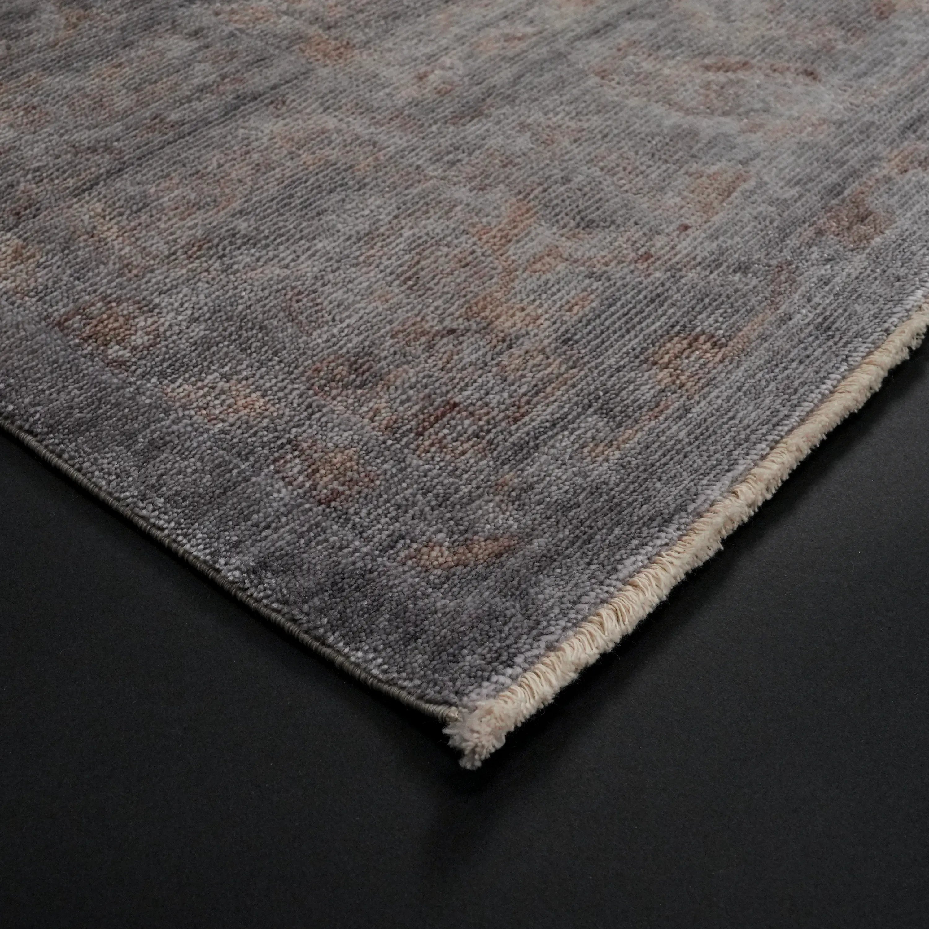 Taftan Vintage Design Machine Woven Carpet