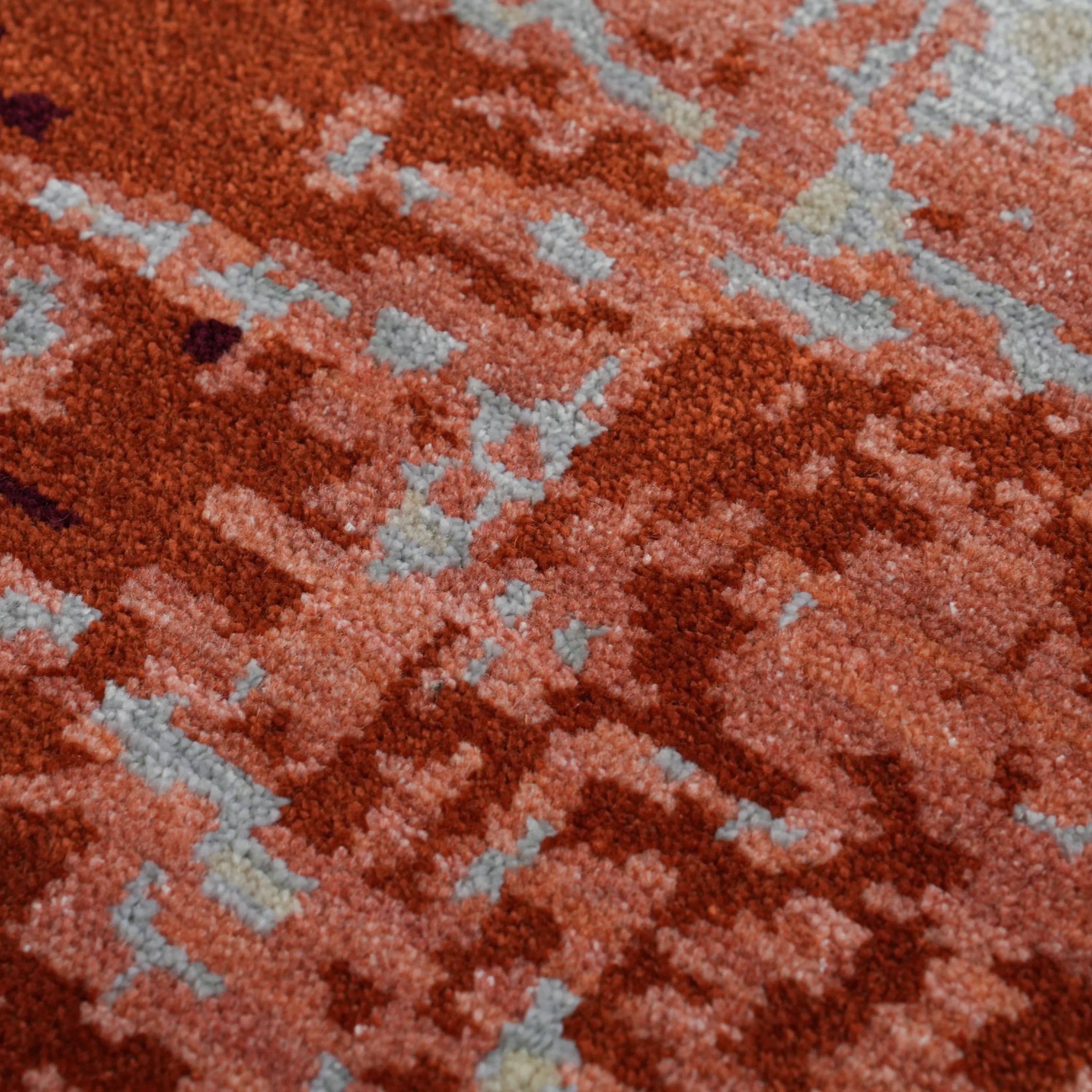 Tempus Serisi Asimetrik Çiçek Kesim Terra Renkli Tezgah Dokuma Halı