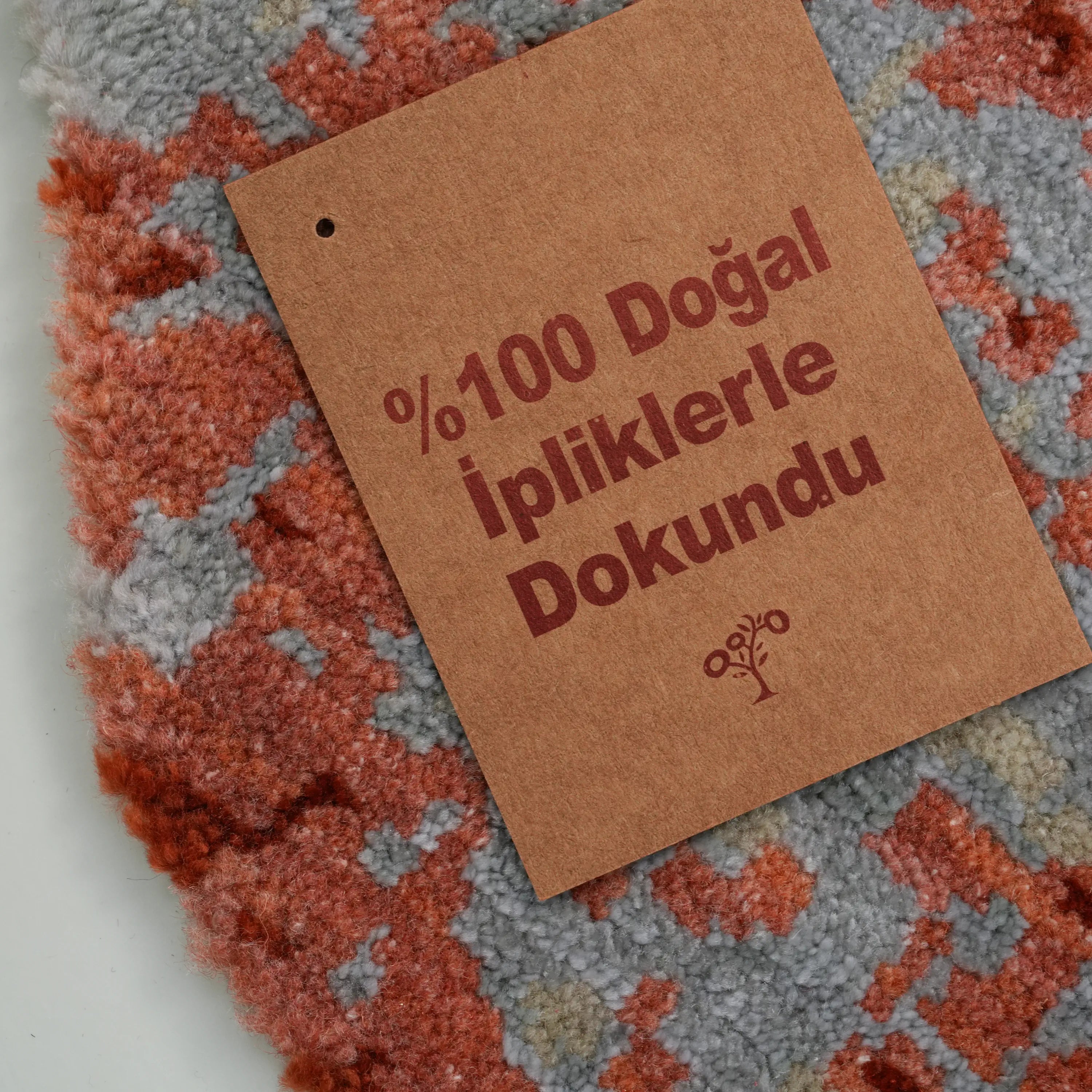 Tempus Serisi Asimetrik Çiçek Kesim Terra Renkli Tezgah Dokuma Halı