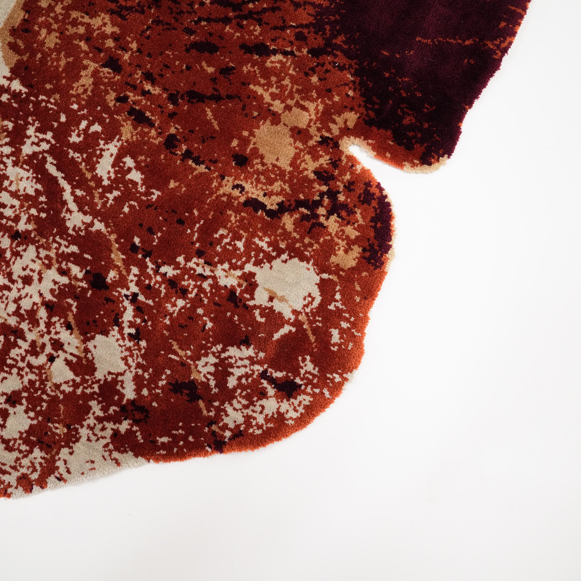 Tempus Series Asymmetrical Floral Cut Orange/Terra Bamboo Special Loom Carpet