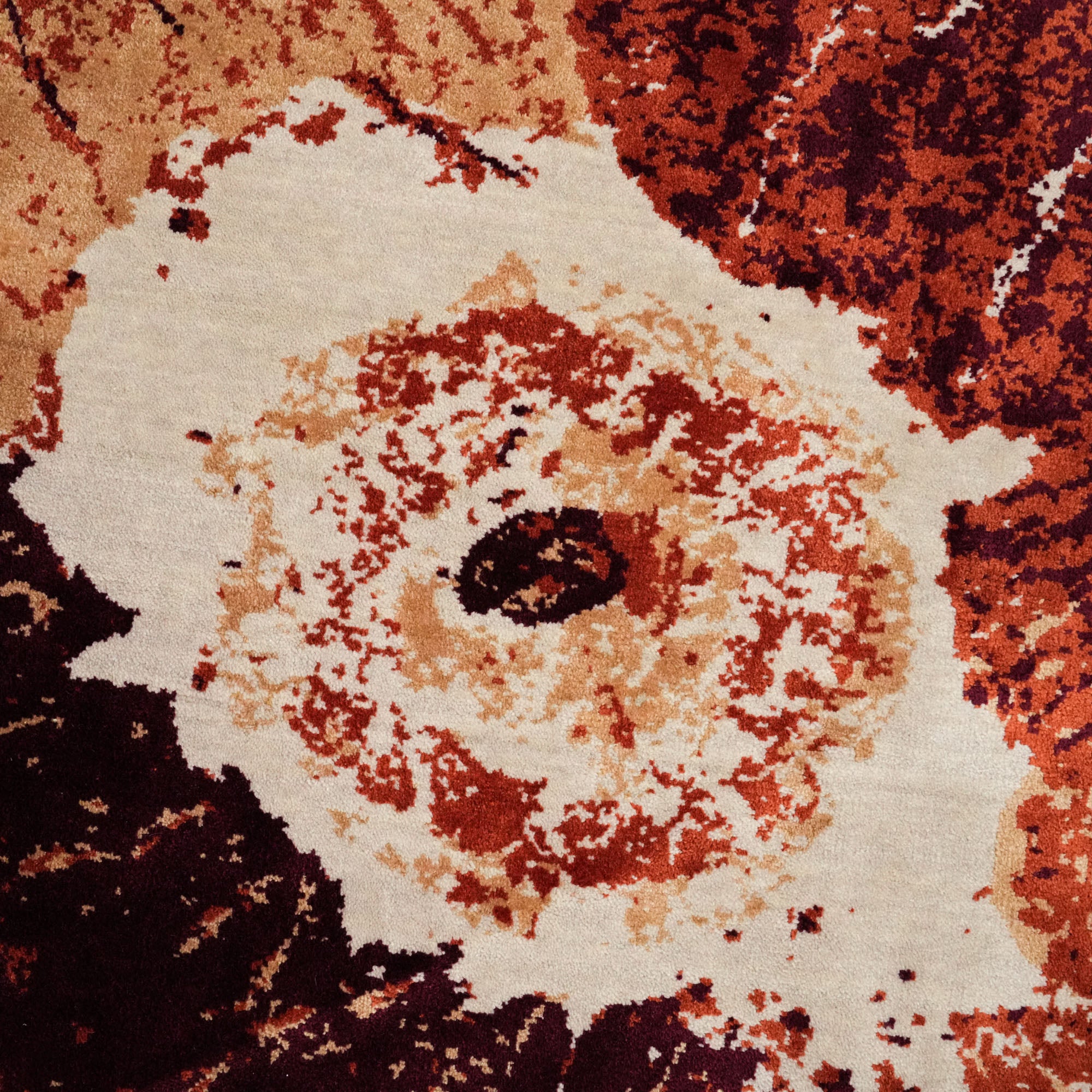 Tempus Series Asymmetrical Floral Cut Orange/Terra Bamboo Special Loom Carpet