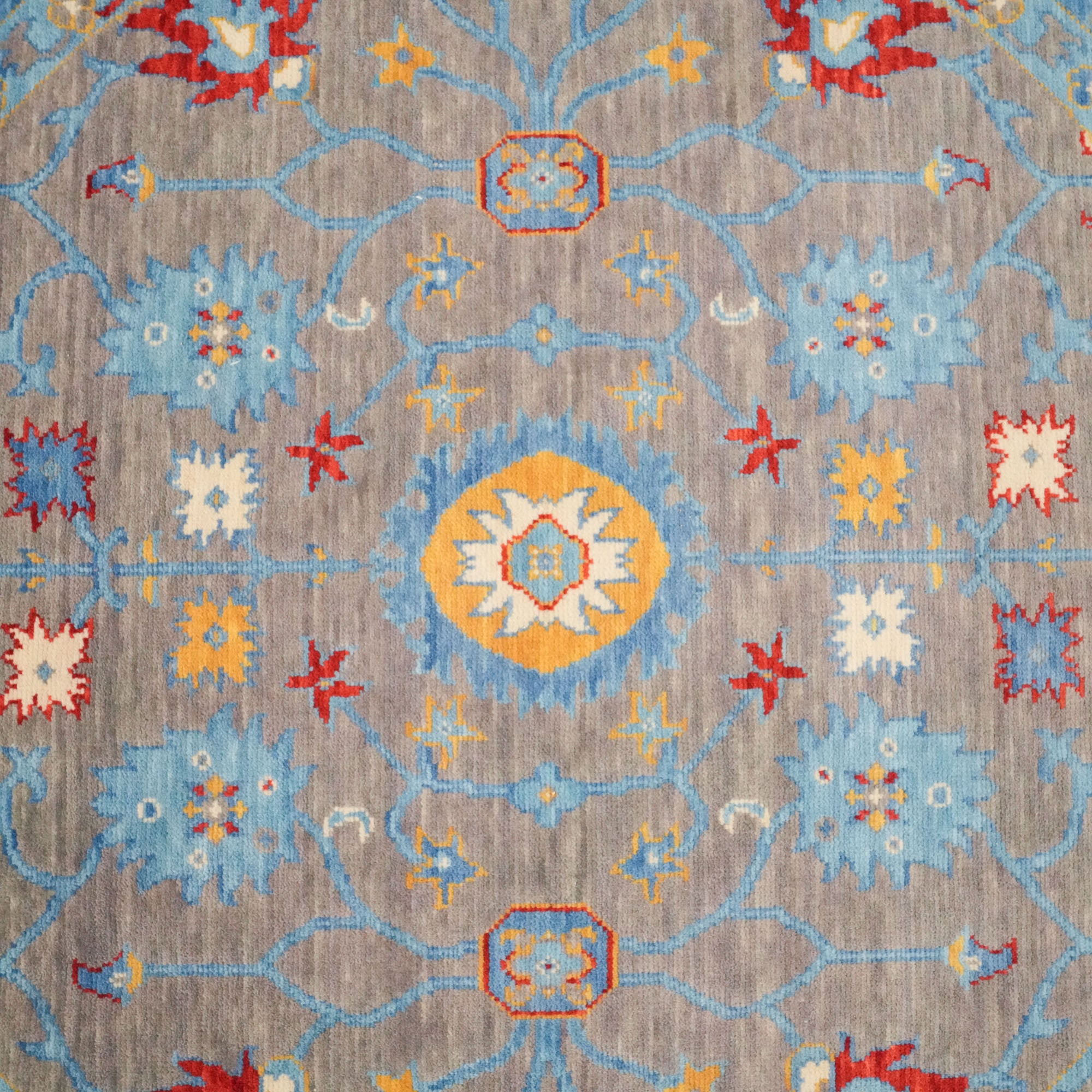 Tempus Serisi Uşak Desenli Gri/Mavi Yün Yuvarlak Tezgah Dokuma Halı