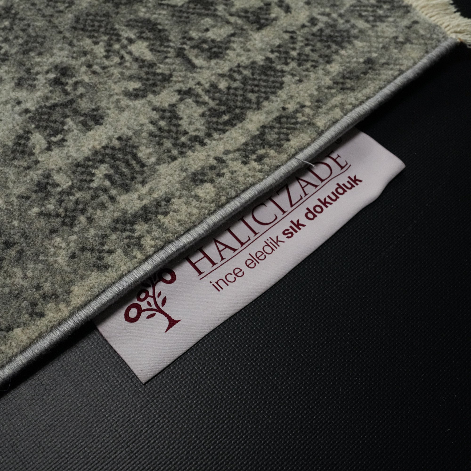 Tempus Series Vintage Patterned Gray Natural Wool Loom Woven Rug